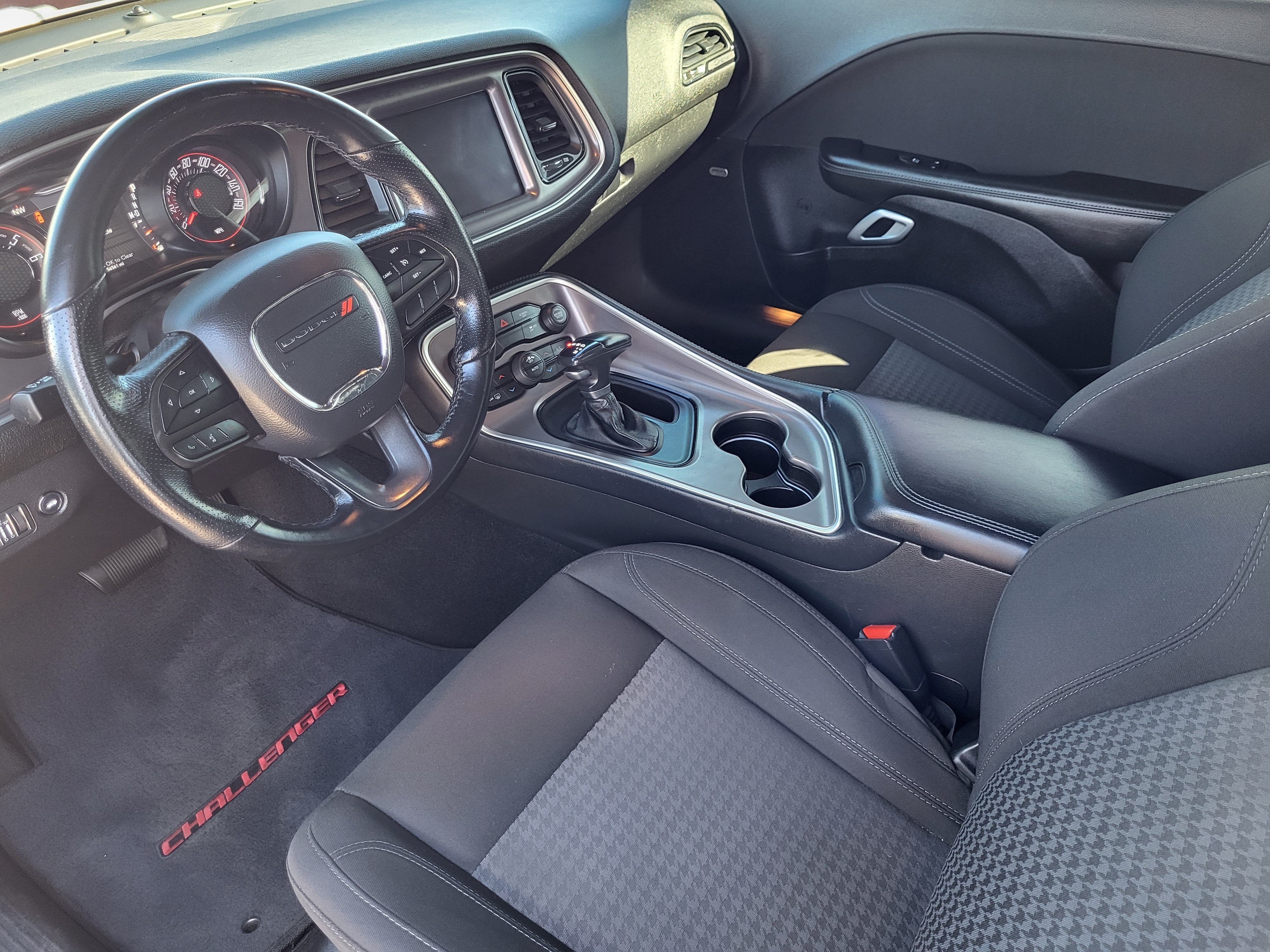 2021 Dodge Challenger SXT