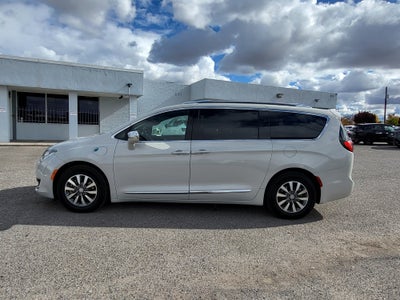 2020 Chrysler Pacifica Hybrid Limited