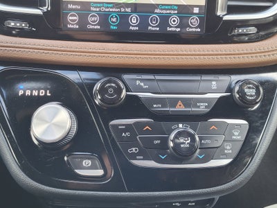 2020 Chrysler Pacifica Hybrid Limited