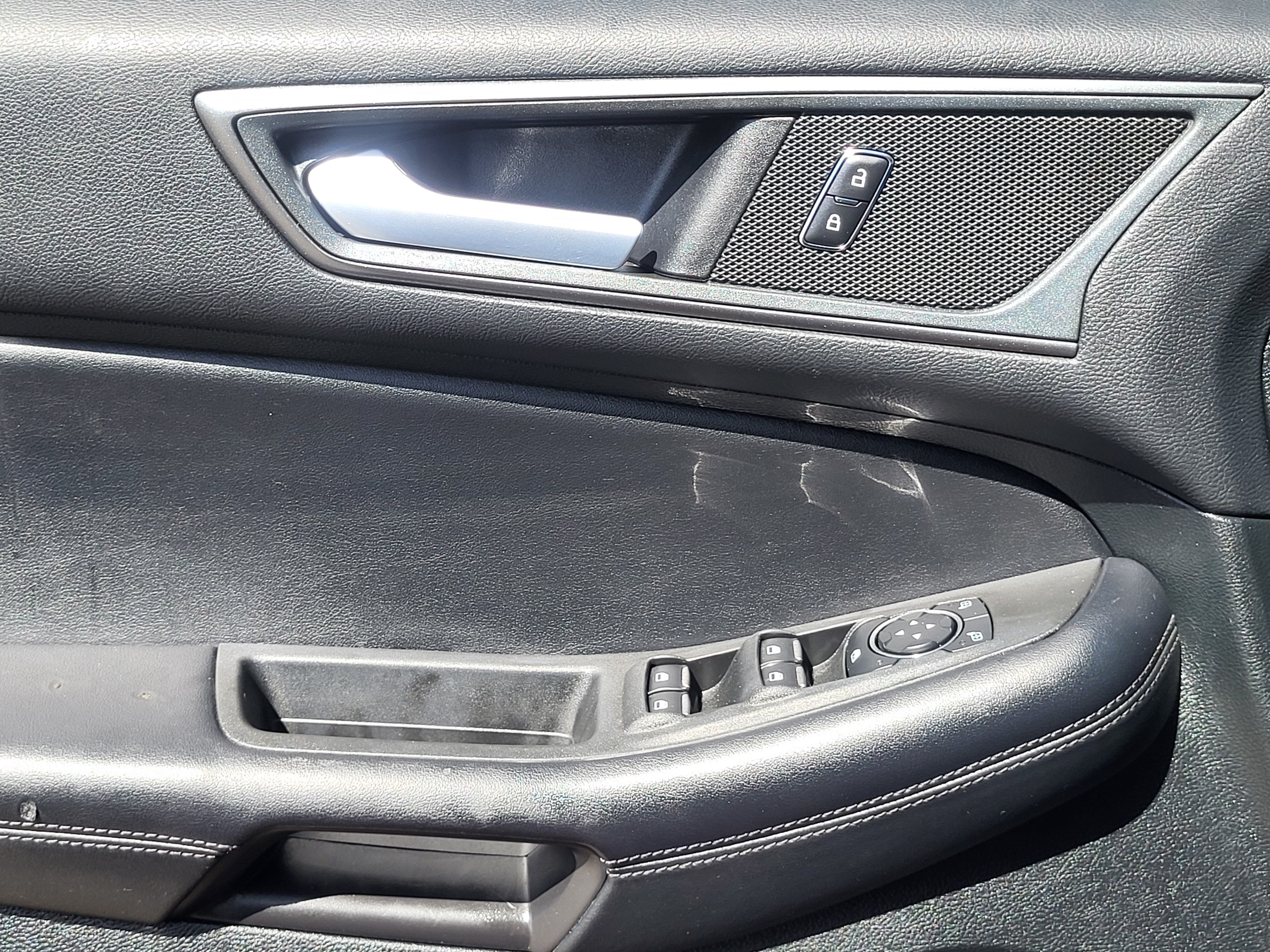 2024 Ford Edge SE
