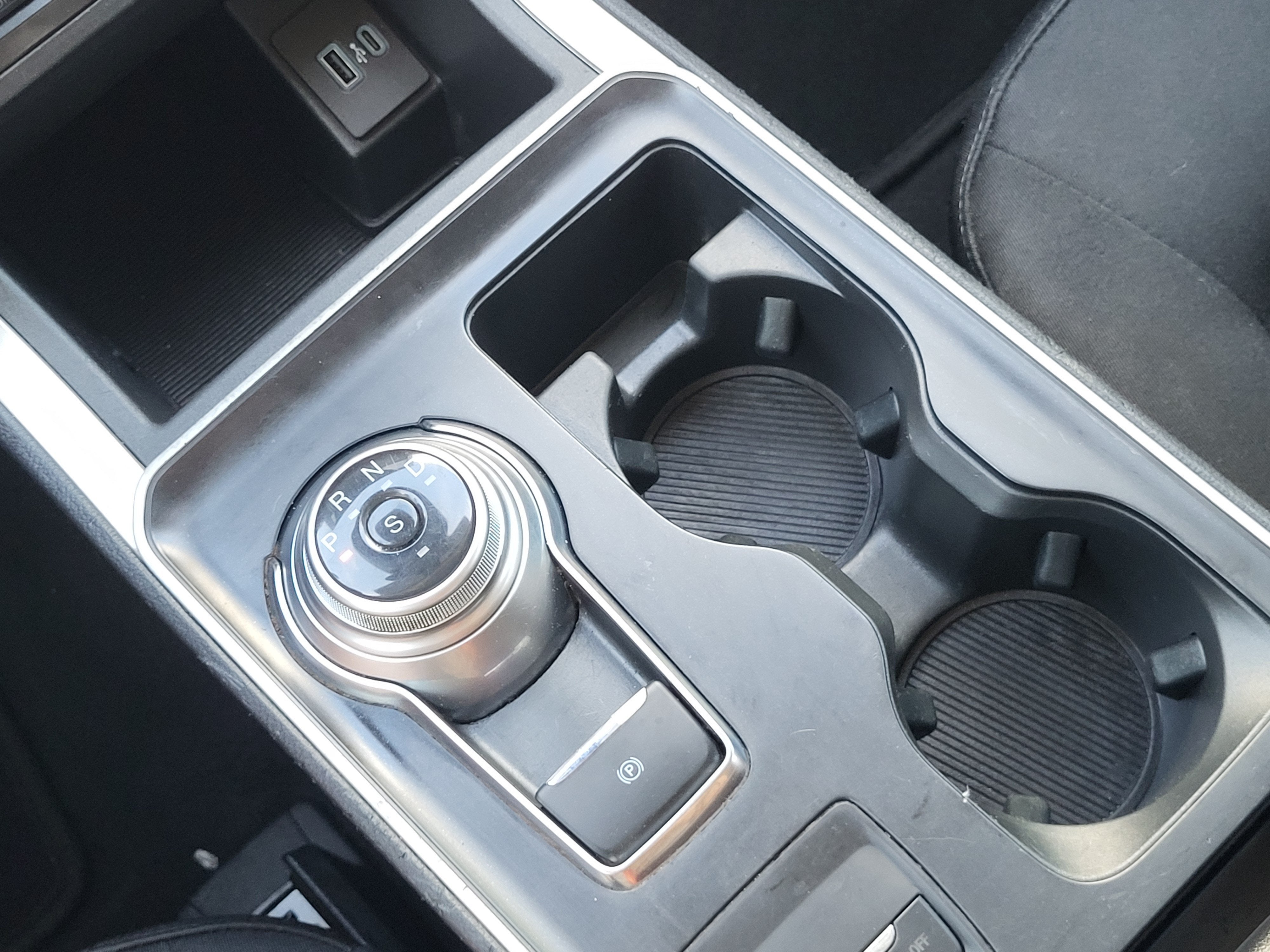 2024 Ford Edge SE