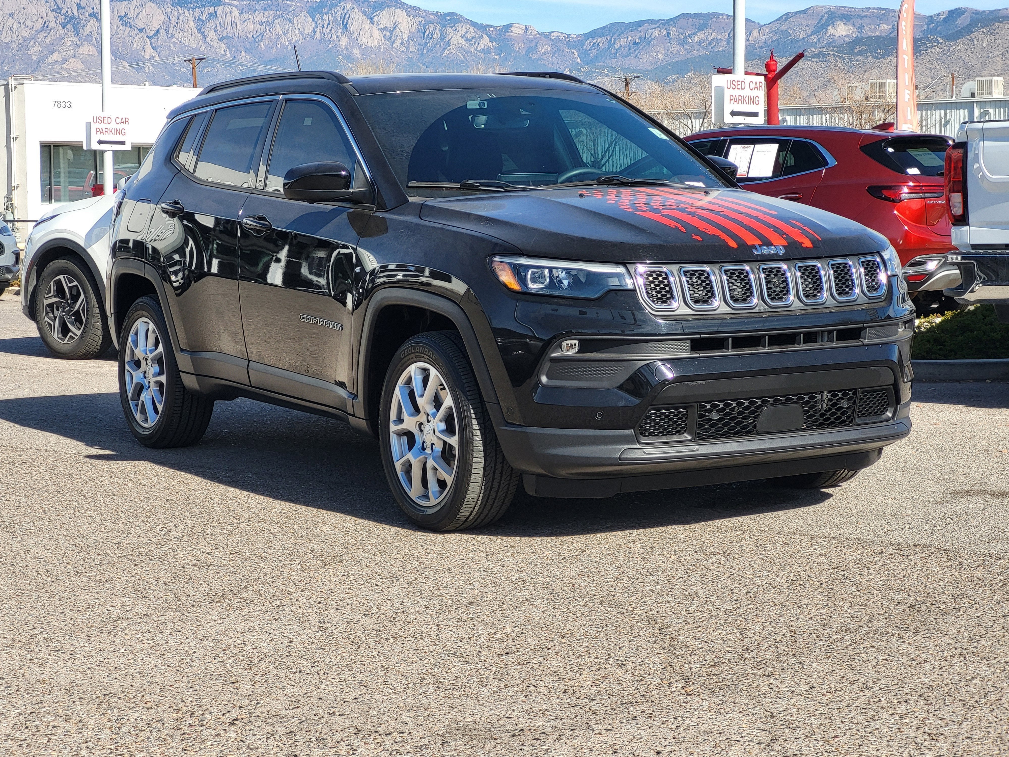 2023 Jeep Compass Latitude Lux