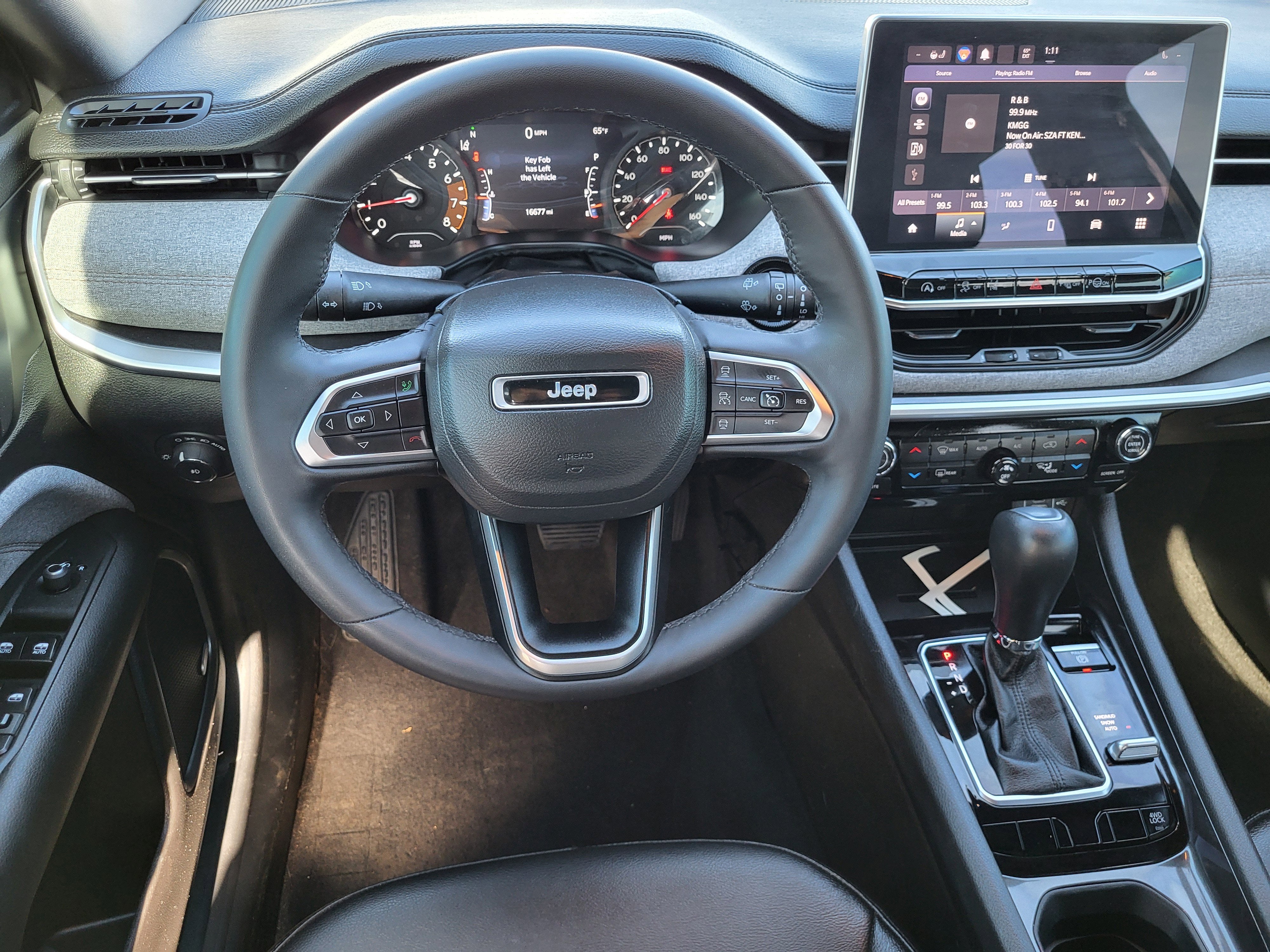 2023 Jeep Compass Latitude Lux