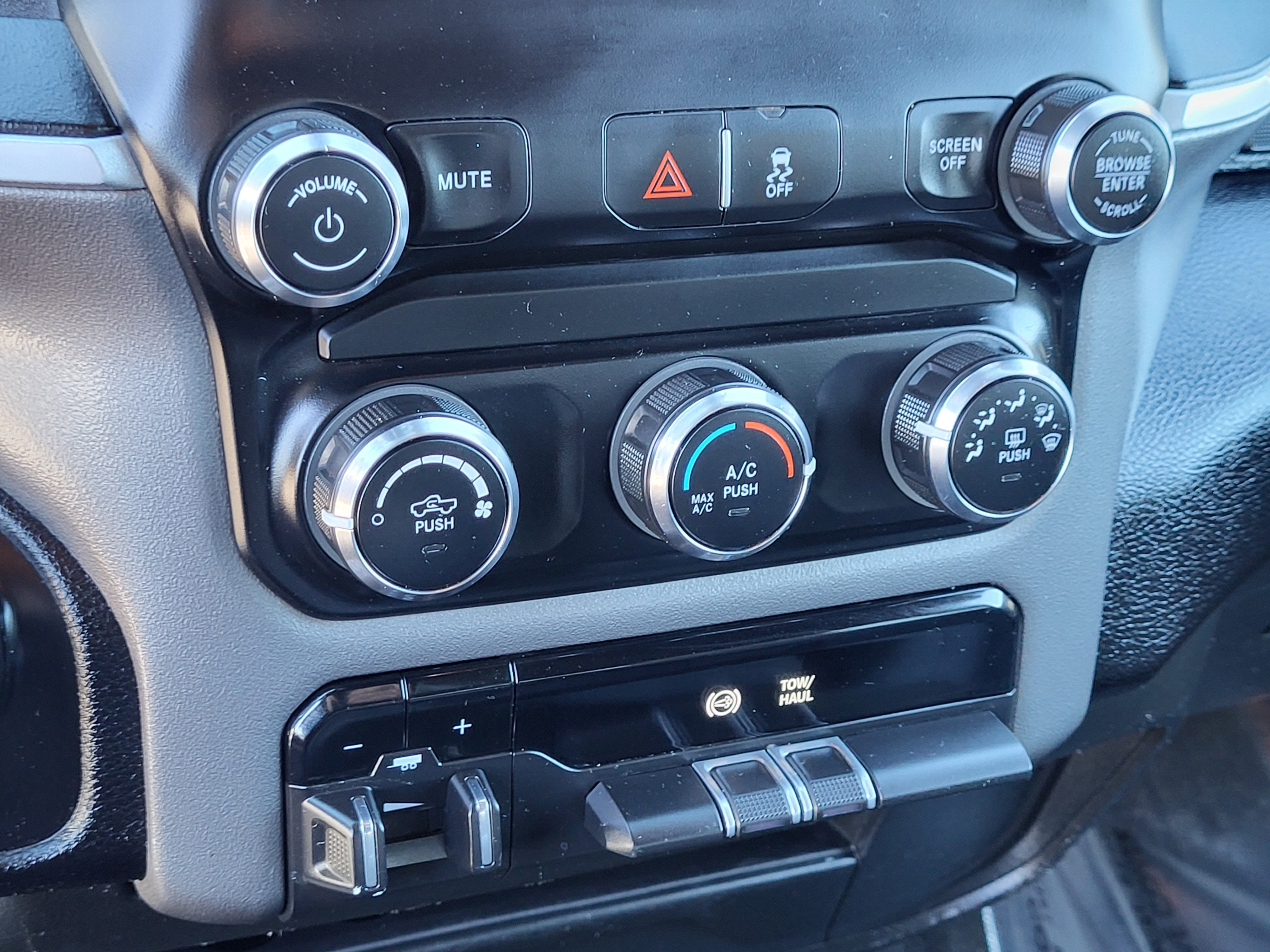 2024 RAM 3500 Big Horn