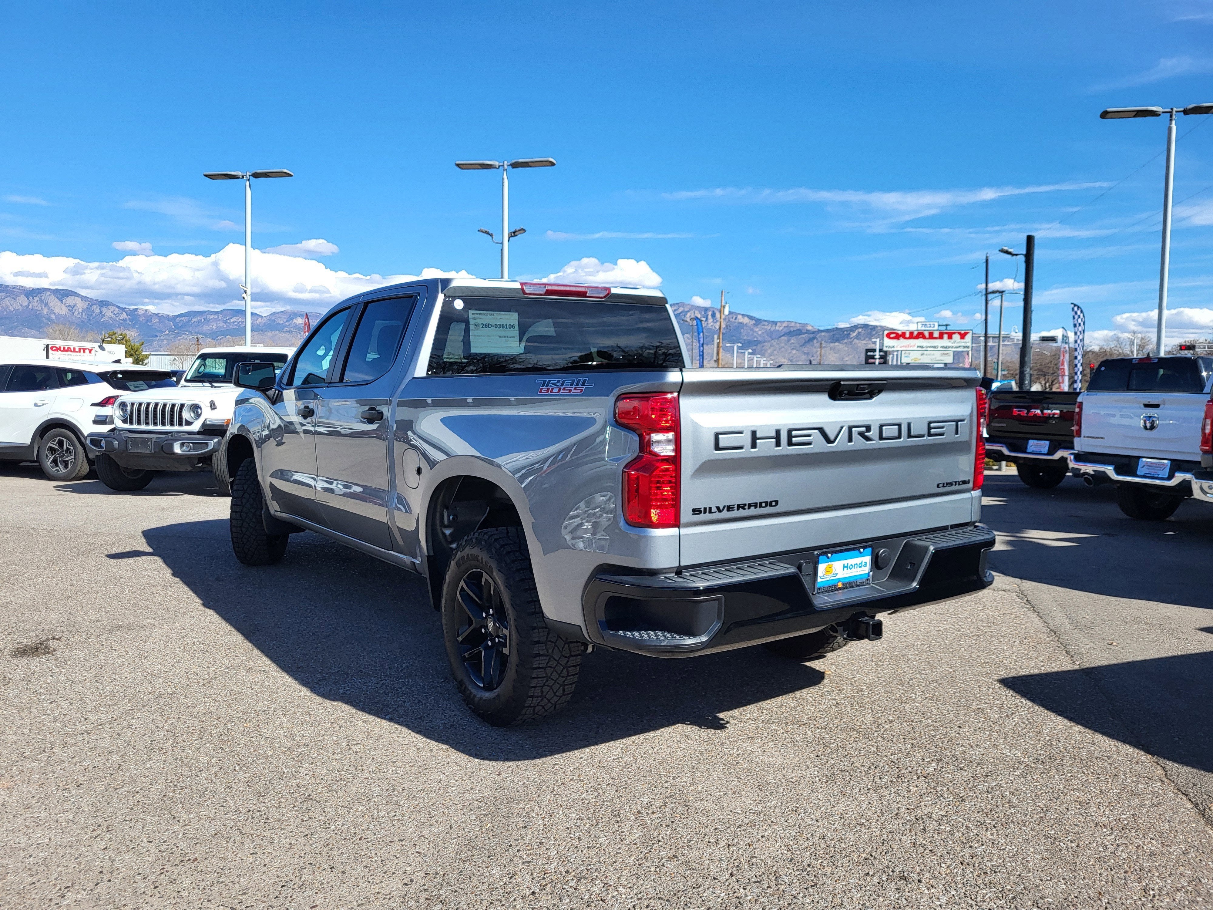 2024 Chevrolet Silverado 1500 Custom Trail Boss