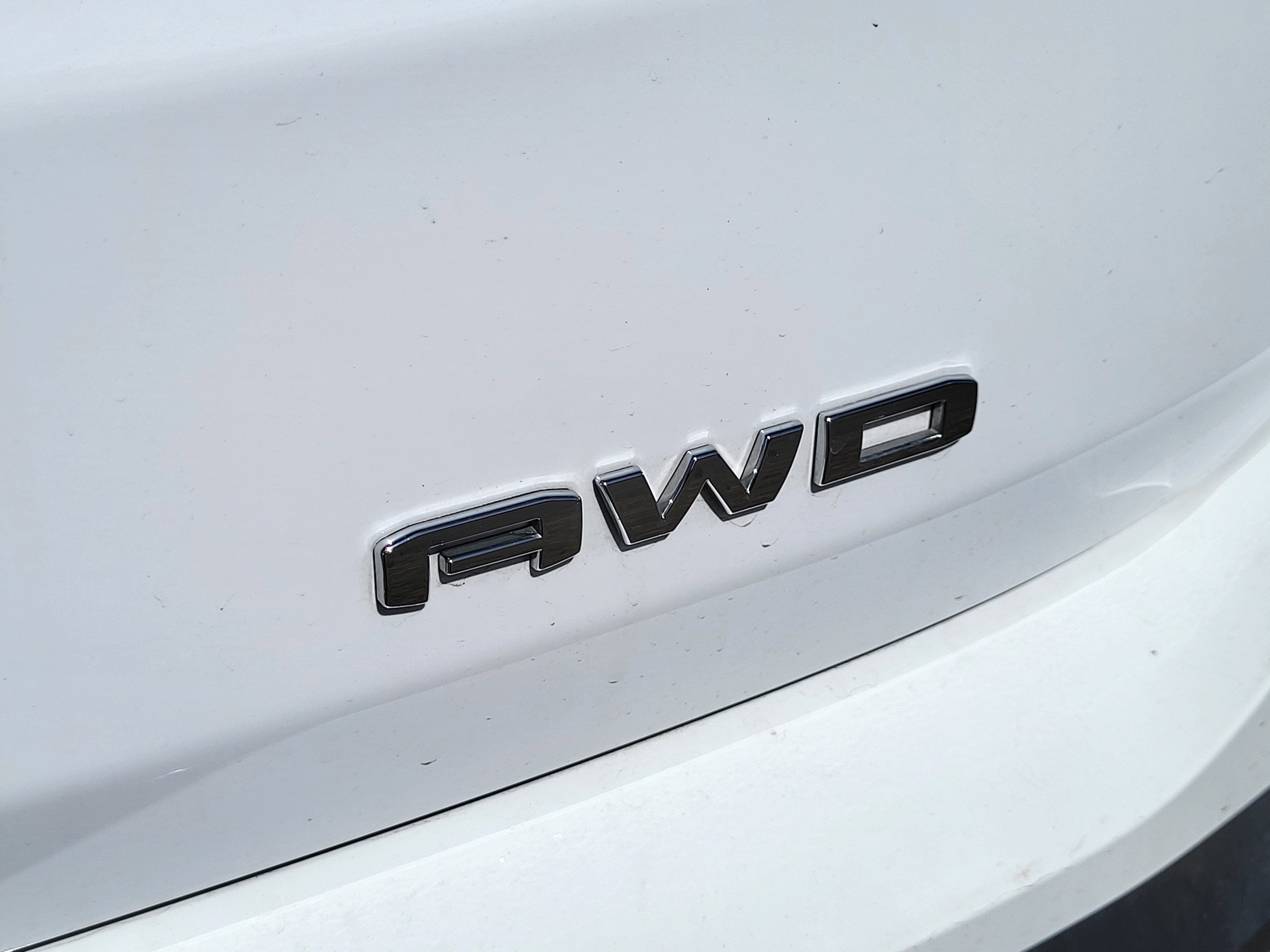 2023 GMC Terrain SLE - Photo 8