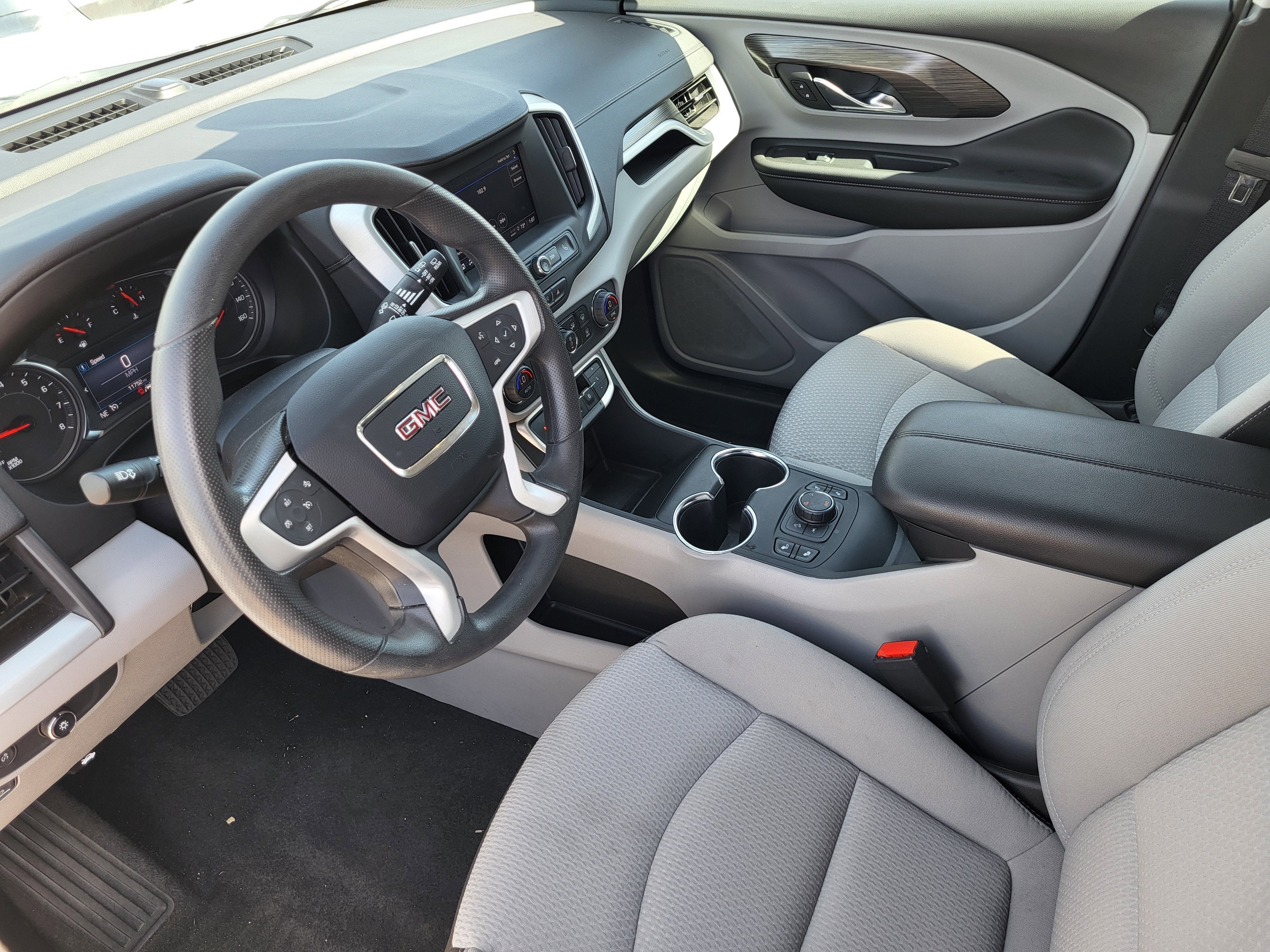 2023 GMC Terrain SLE - Photo 9