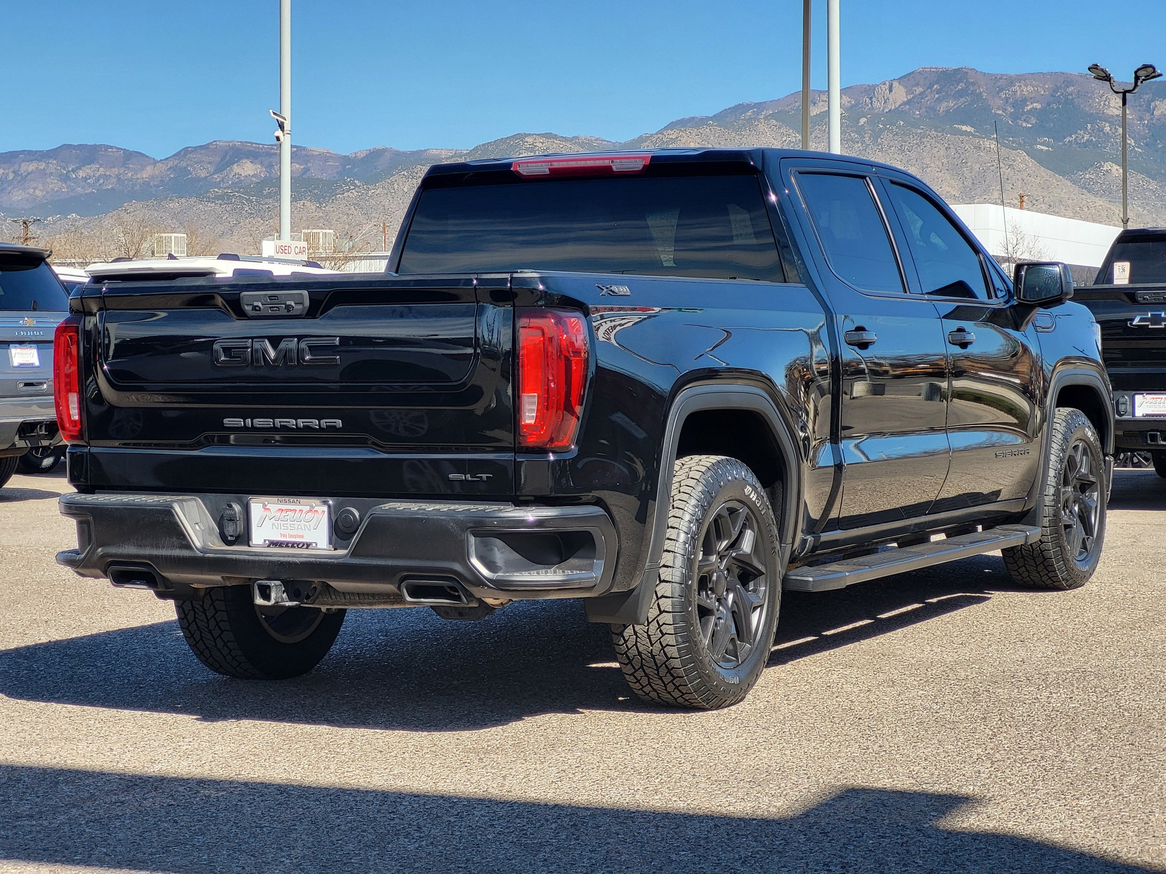 2022 GMC Sierra 1500 SLT