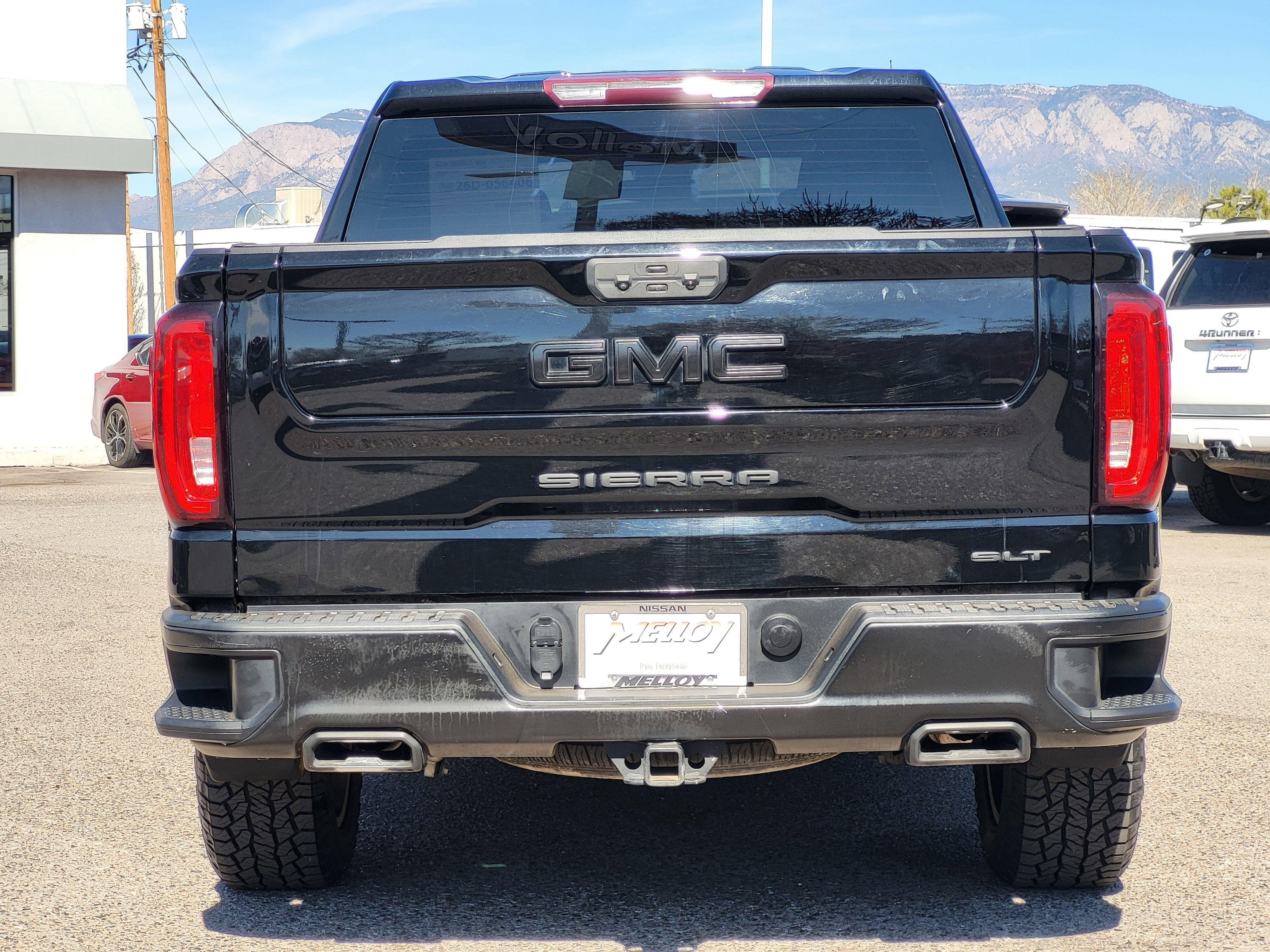 2022 GMC Sierra 1500 SLT