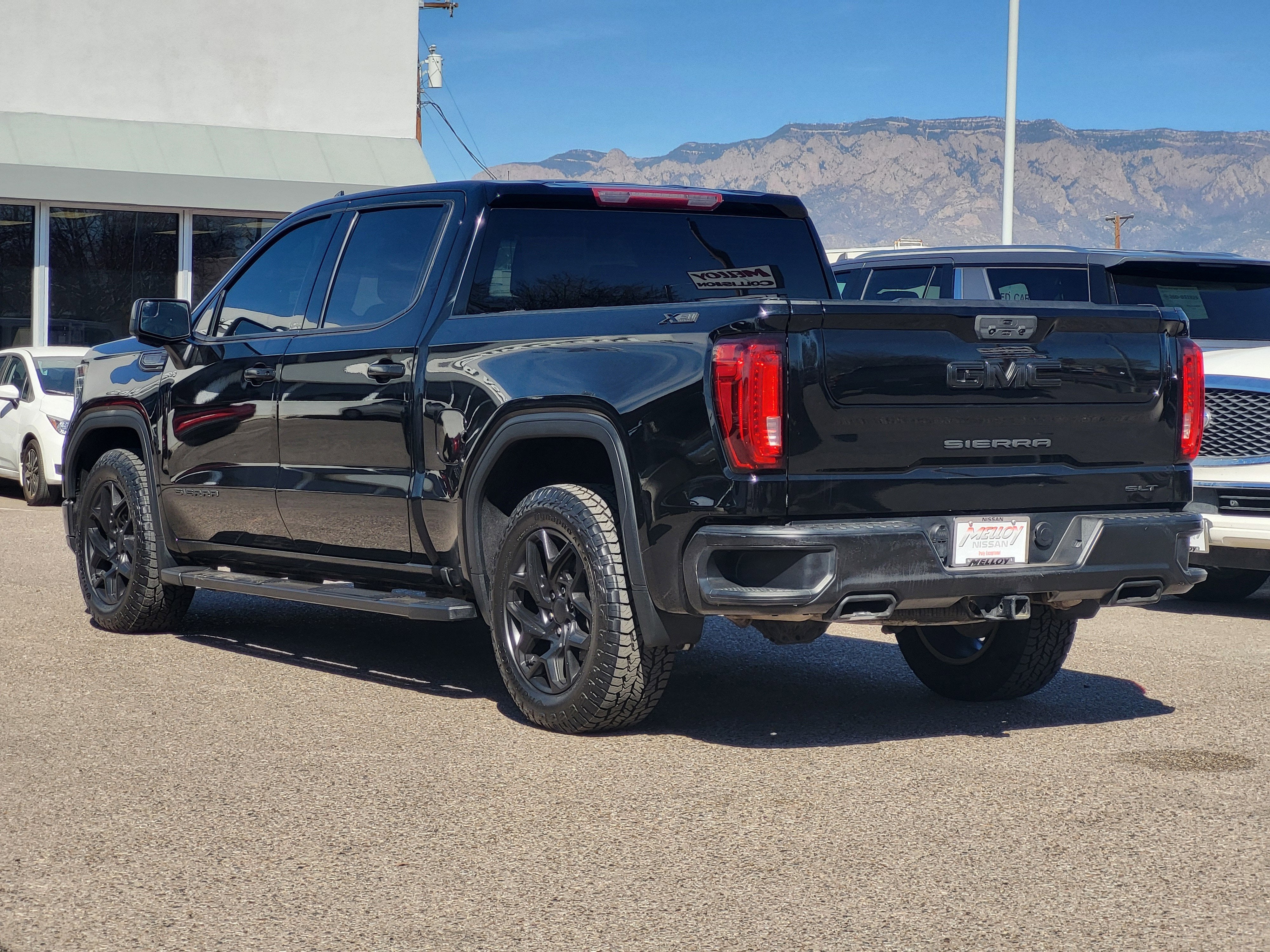 2022 GMC Sierra 1500 SLT