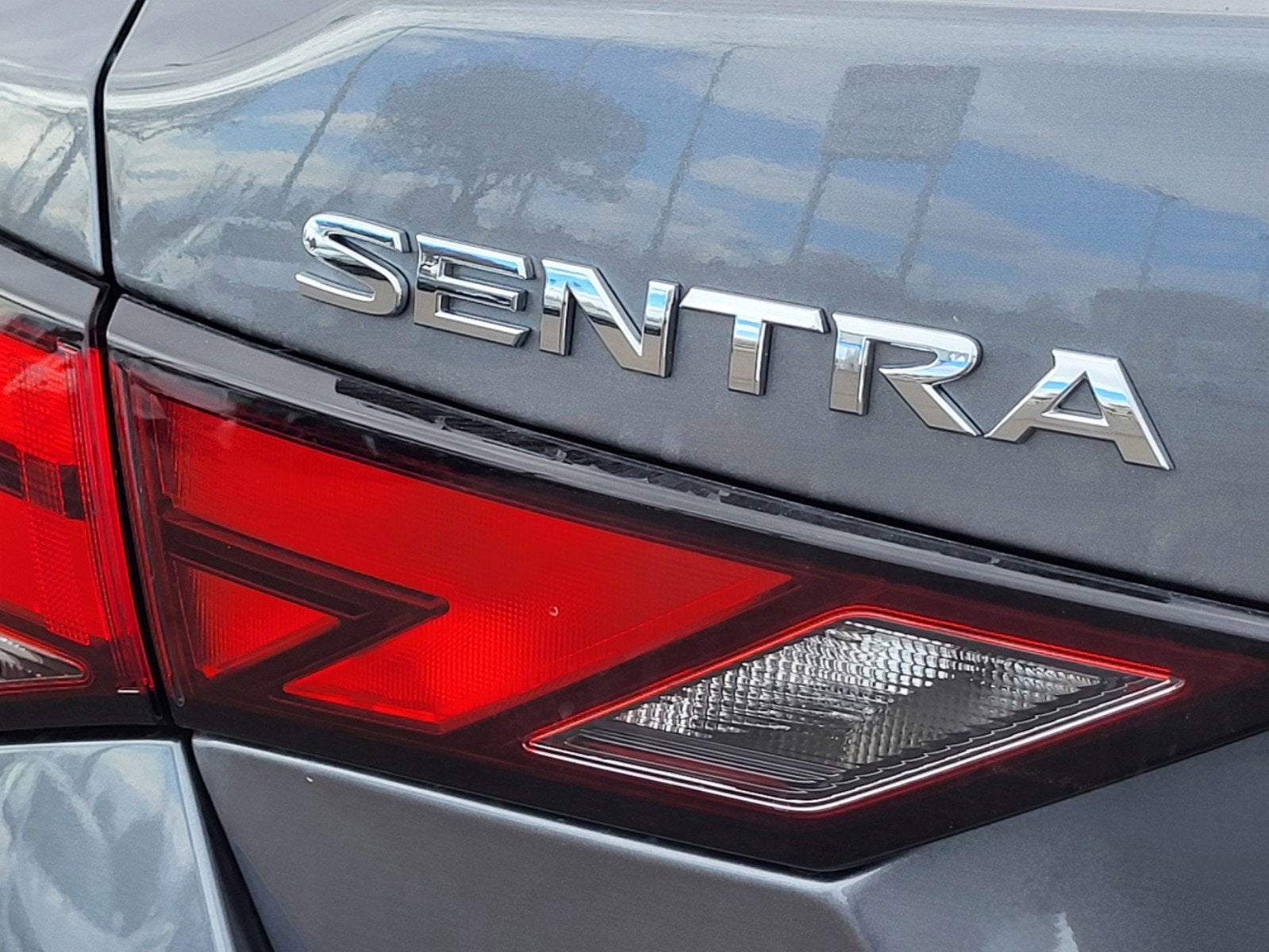 2025 Nissan Sentra SV CVT
