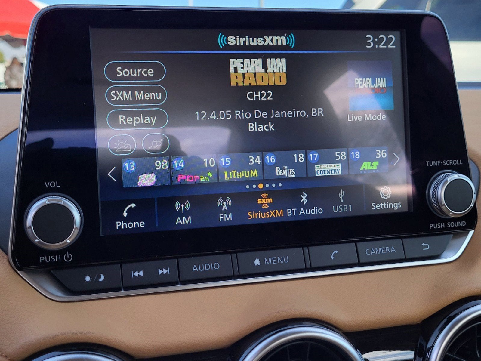 2025 Nissan Sentra SV CVT