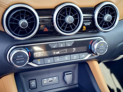 2025 Nissan Sentra SV CVT