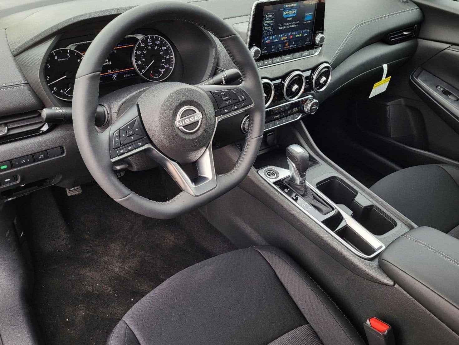 2025 Nissan Sentra SV CVT