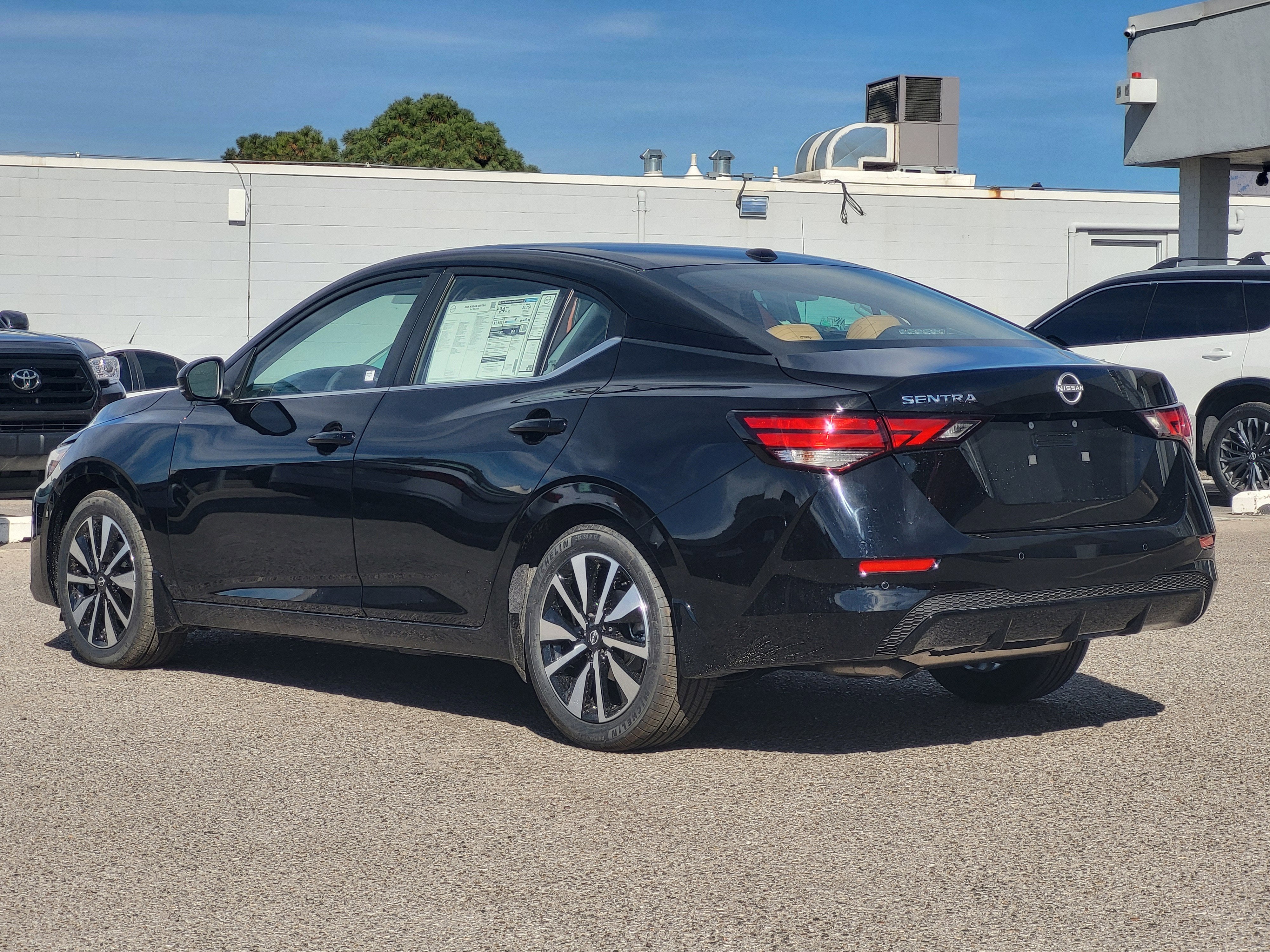2025 Nissan Sentra SV CVT