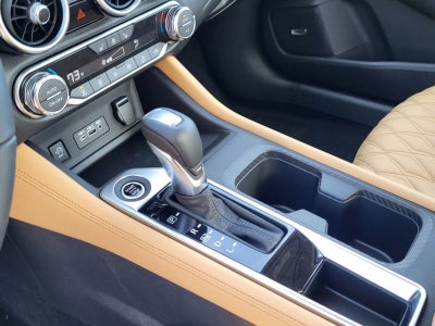 2025 Nissan Sentra SV CVT