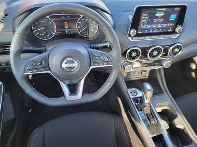 2025 Nissan Sentra SR CVT