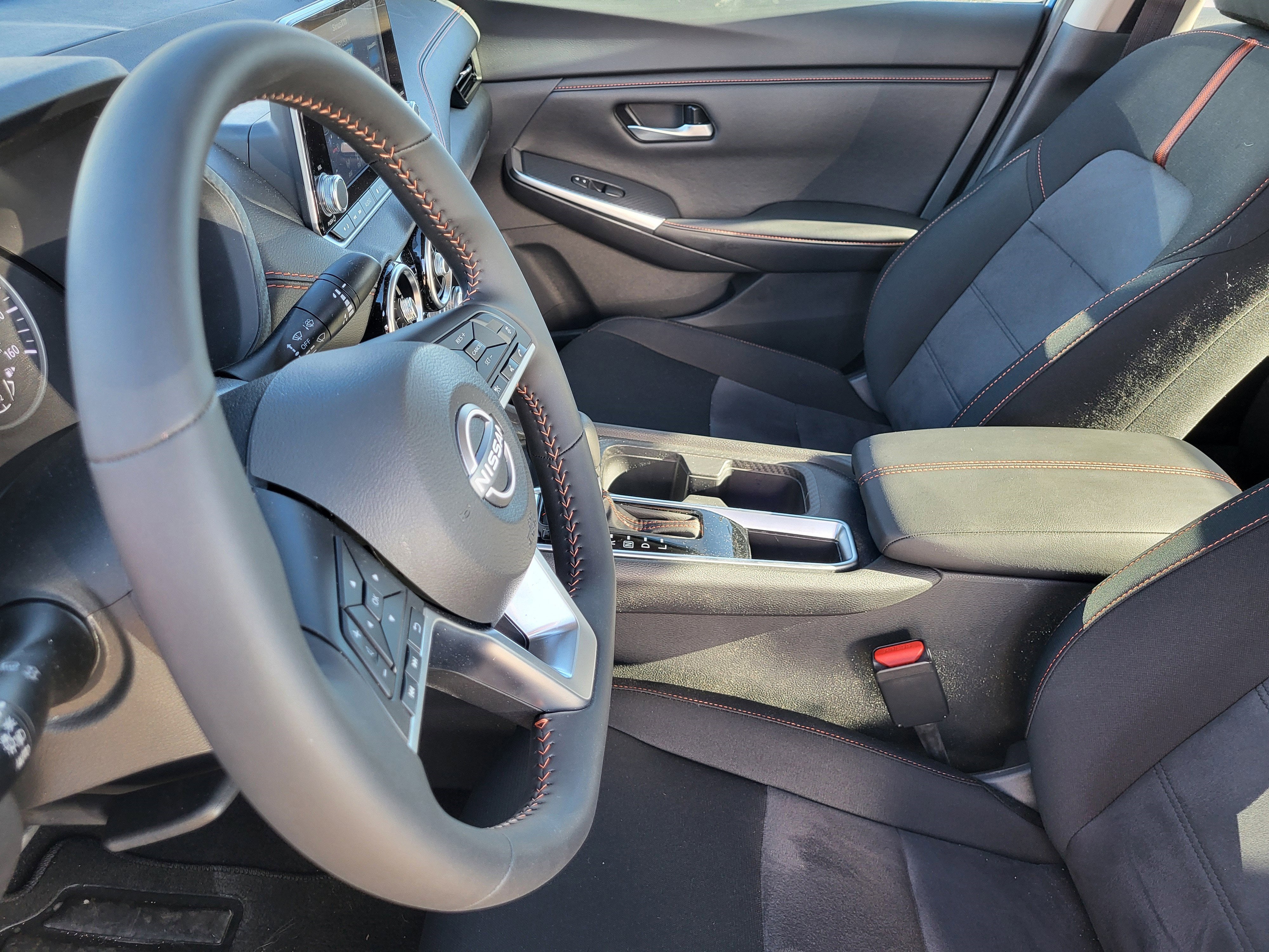 2025 Nissan Sentra SR CVT