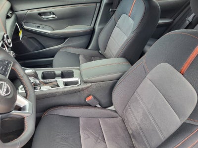 2025 Nissan Sentra SR CVT