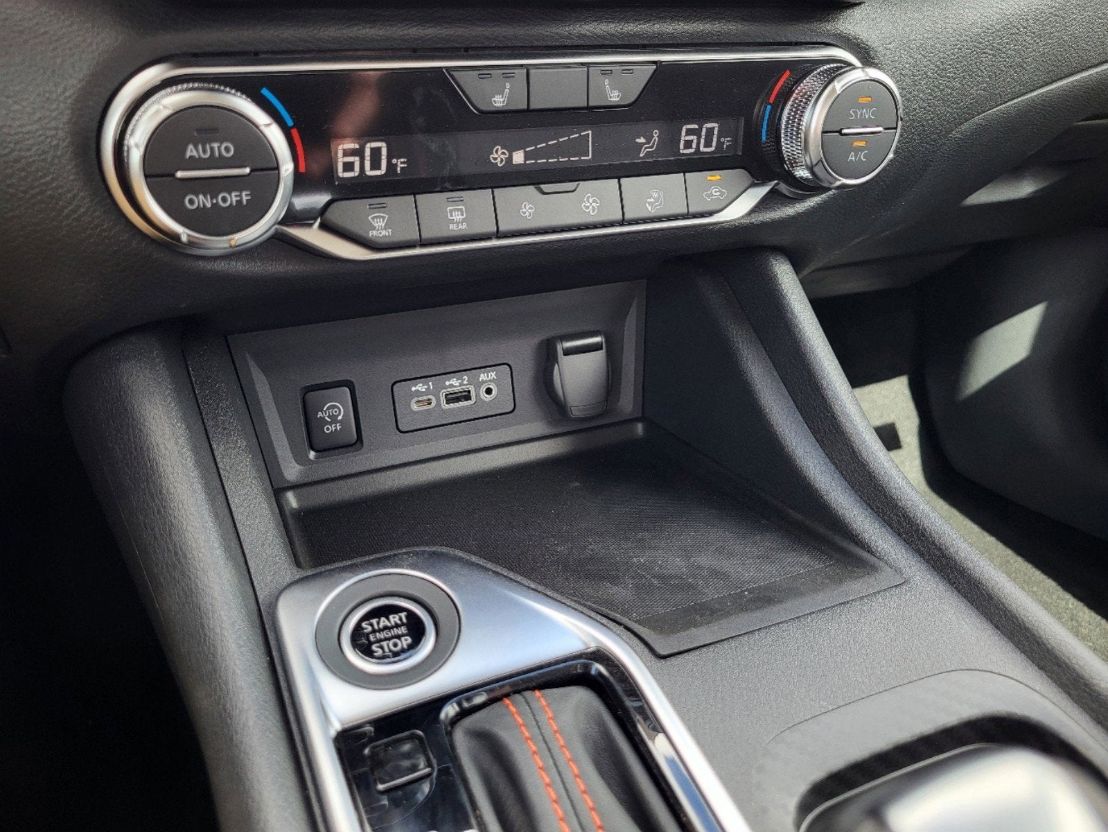 2025 Nissan Sentra SR CVT