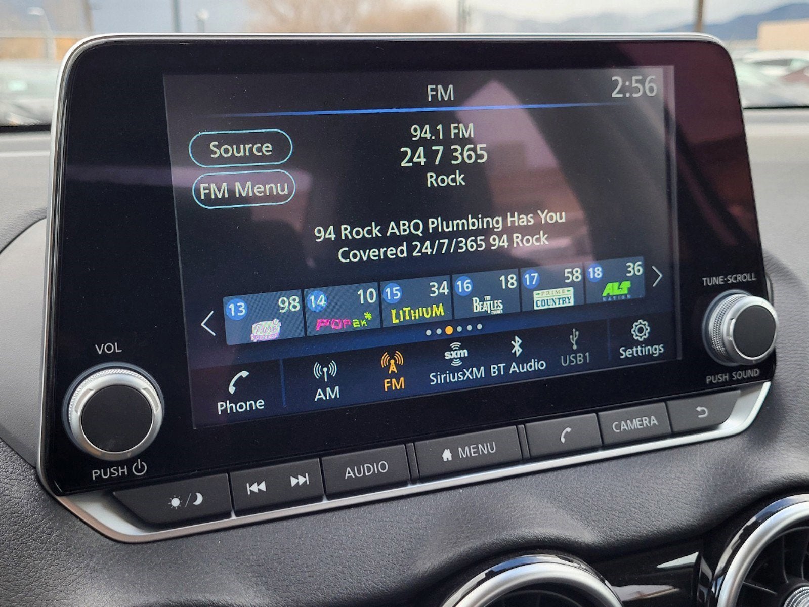 2025 Nissan Sentra SR CVT