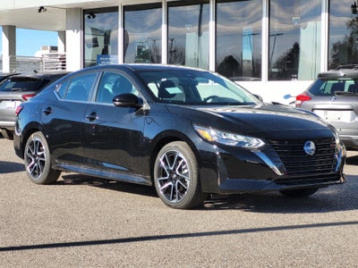 2025 Nissan Sentra SR CVT