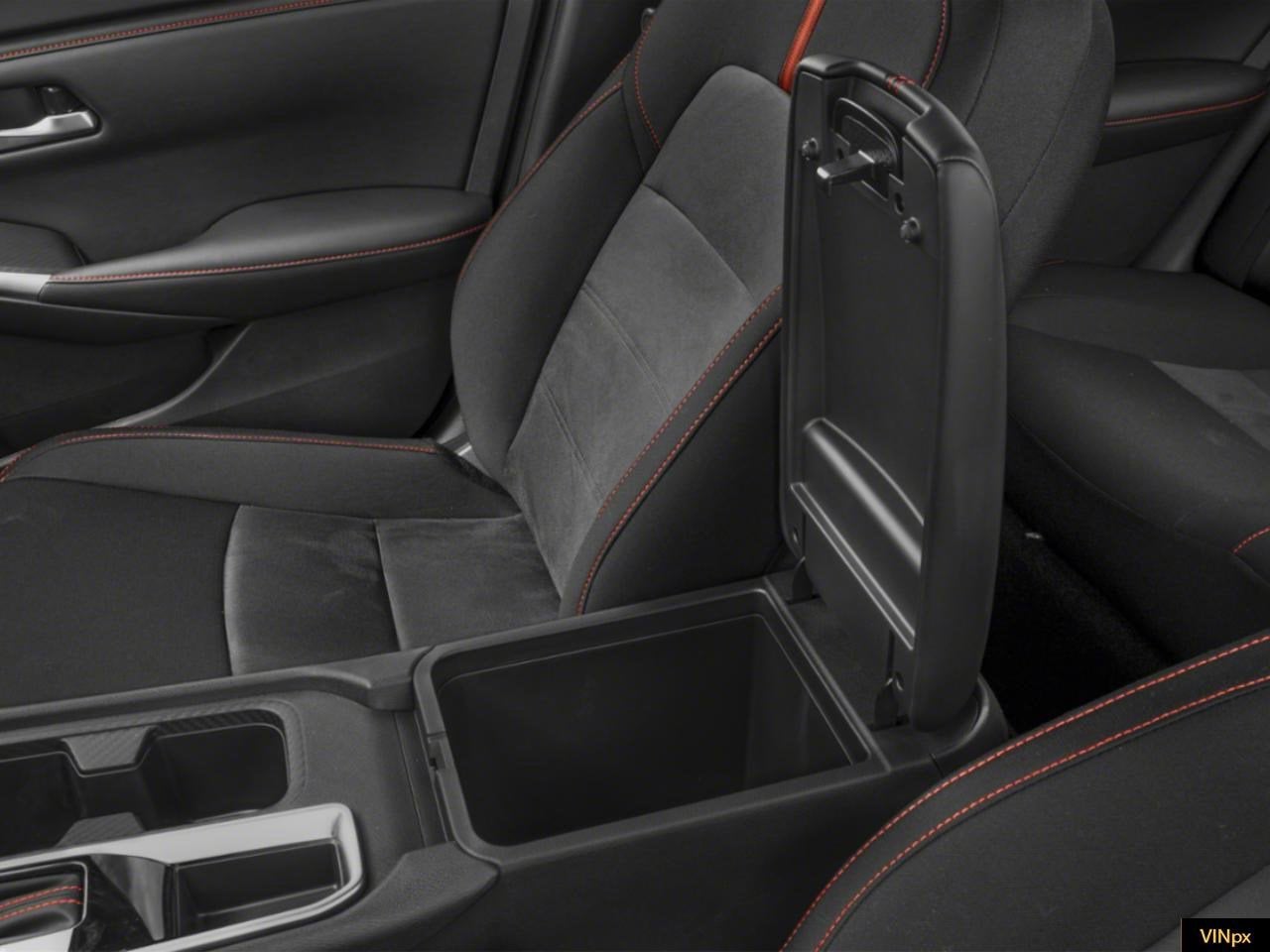 2025 Nissan Sentra SR CVT