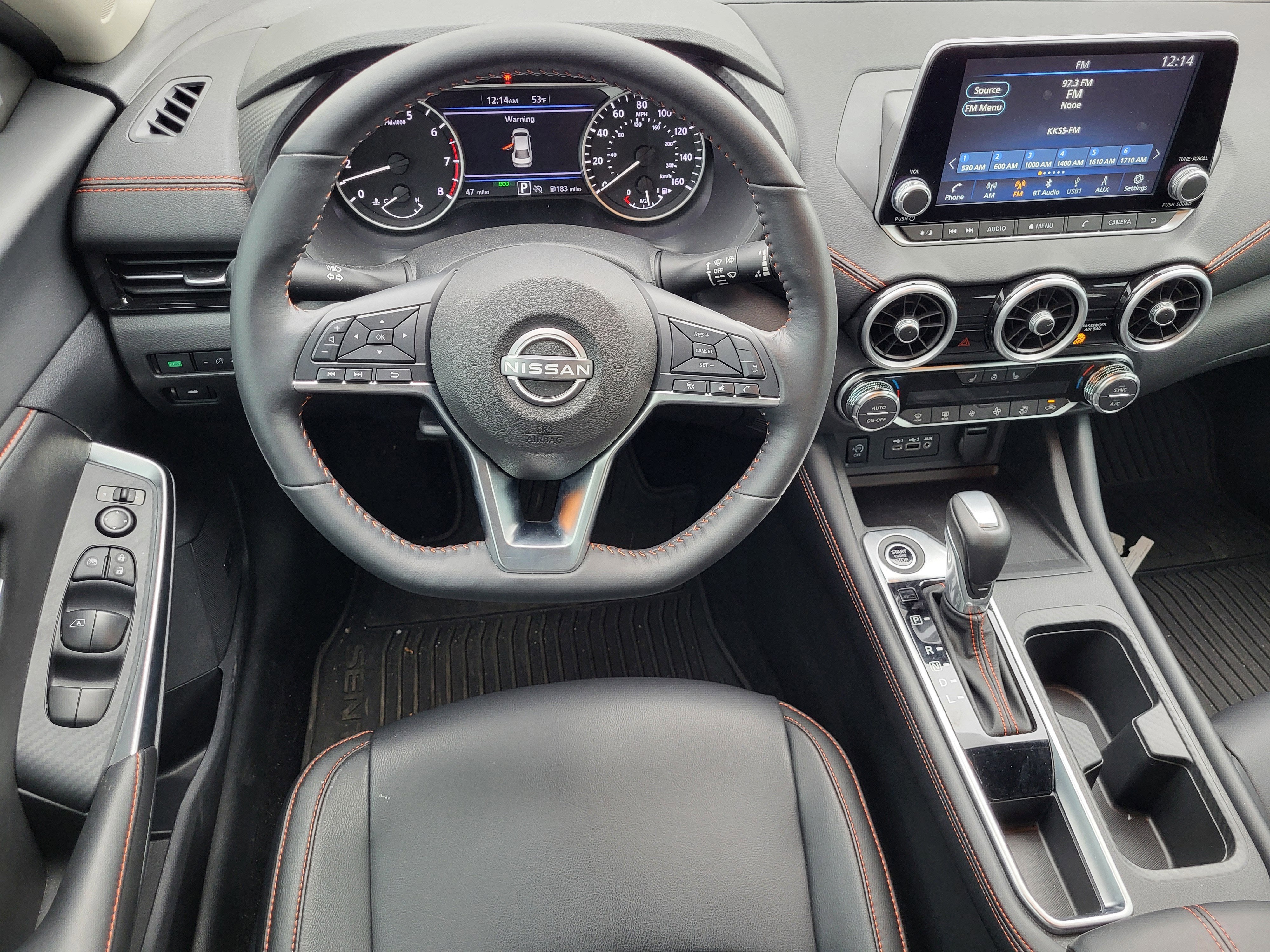 2025 Nissan Sentra SR CVT