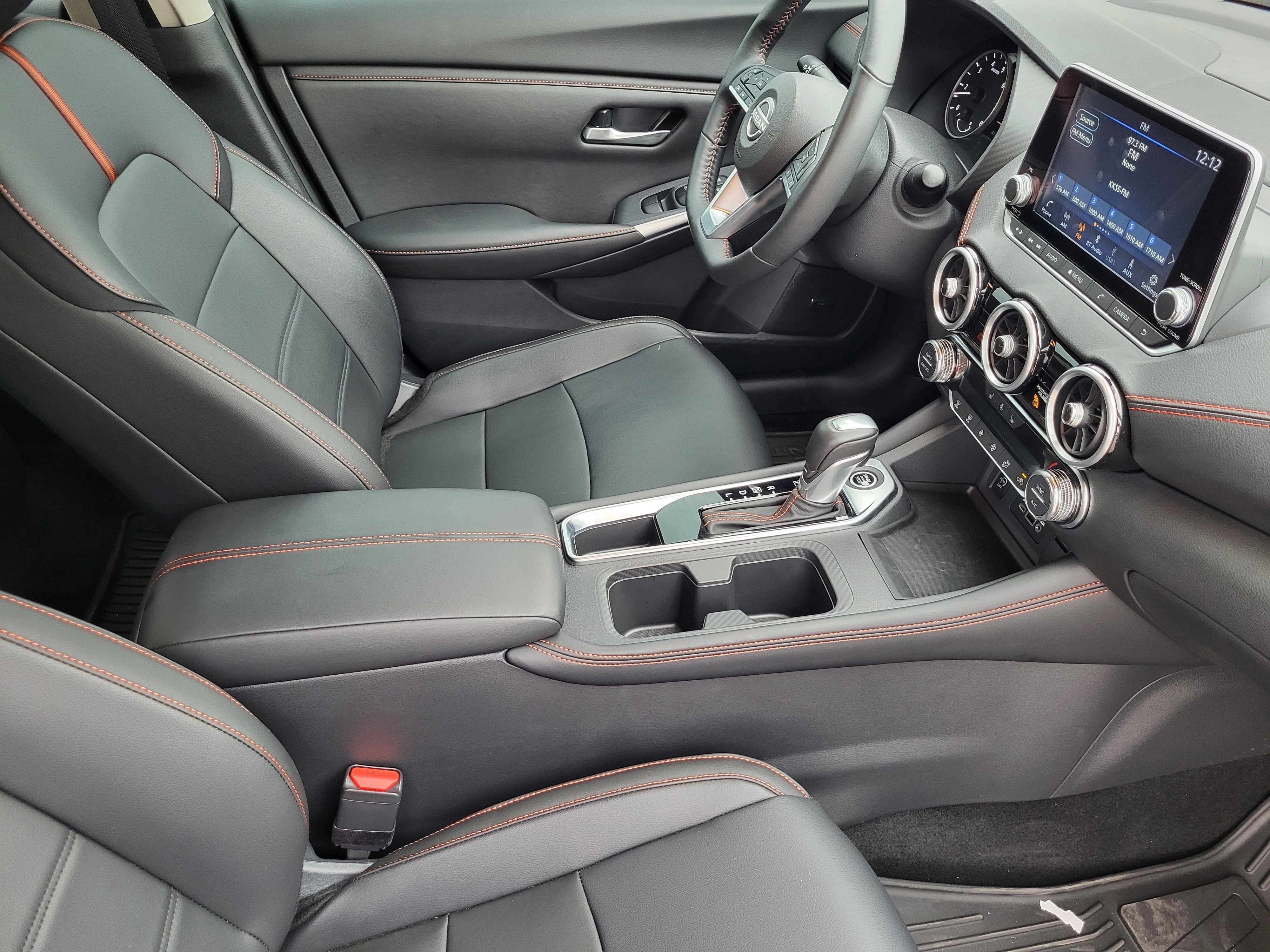 2025 Nissan Sentra SR CVT