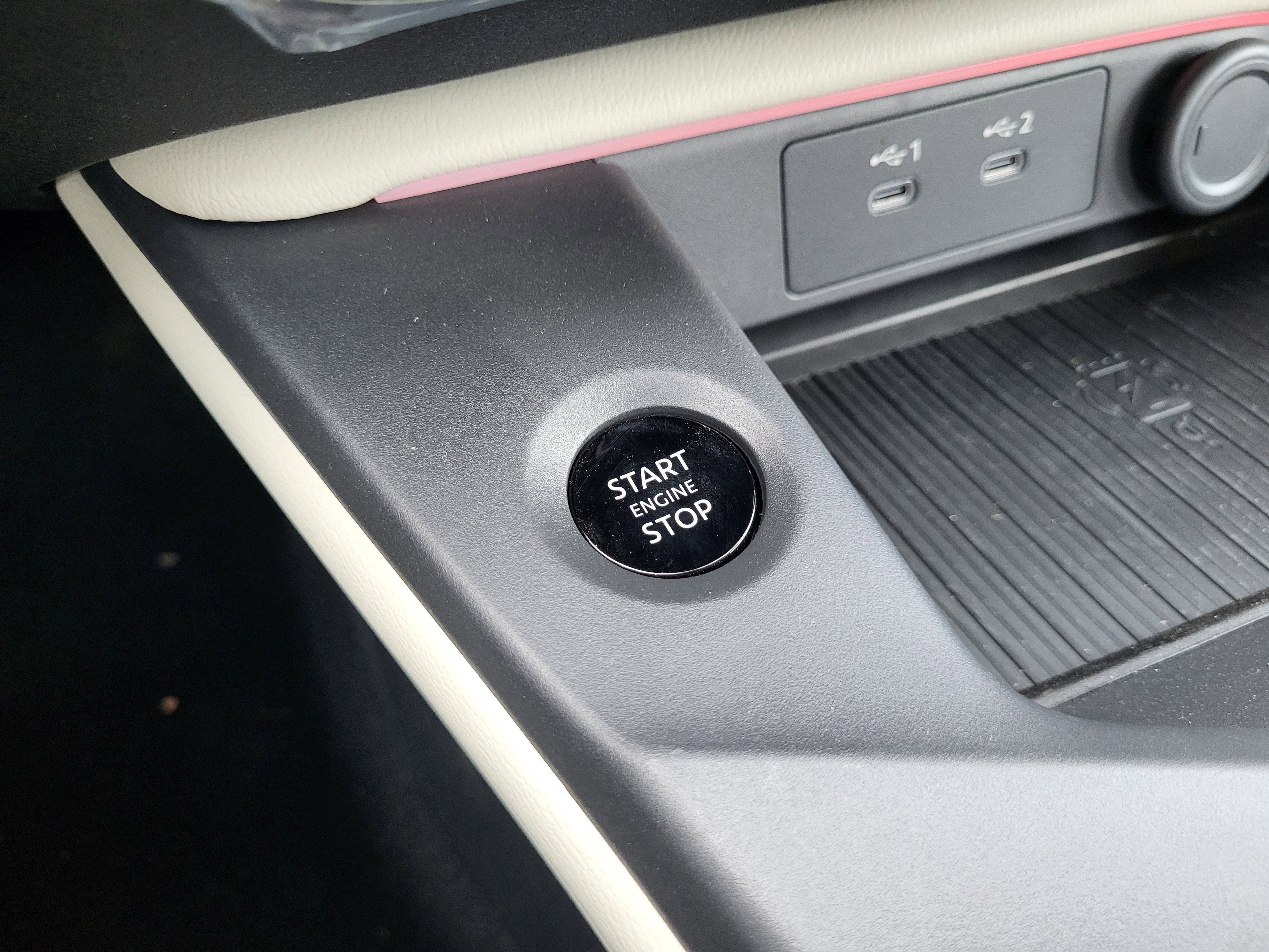 2026 Nissan Sentra SL Sedan *Ltd Avail*