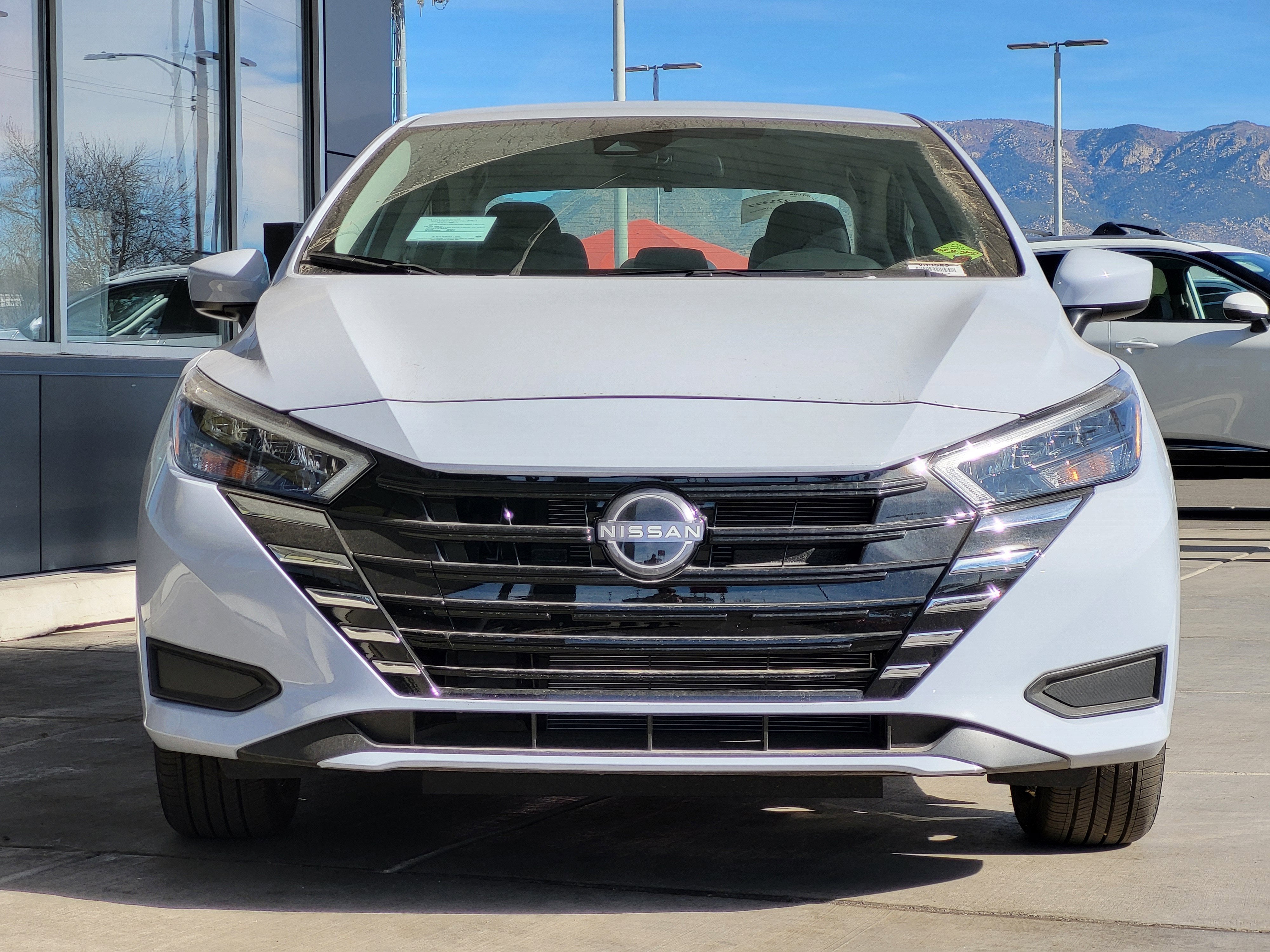 2025 Nissan Versa SV CVT