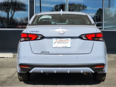 2025 Nissan Versa SV CVT