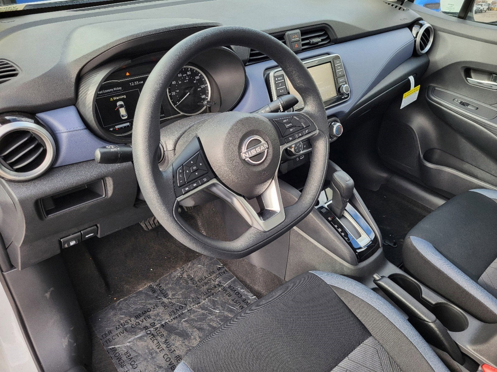 2025 Nissan Versa SV CVT