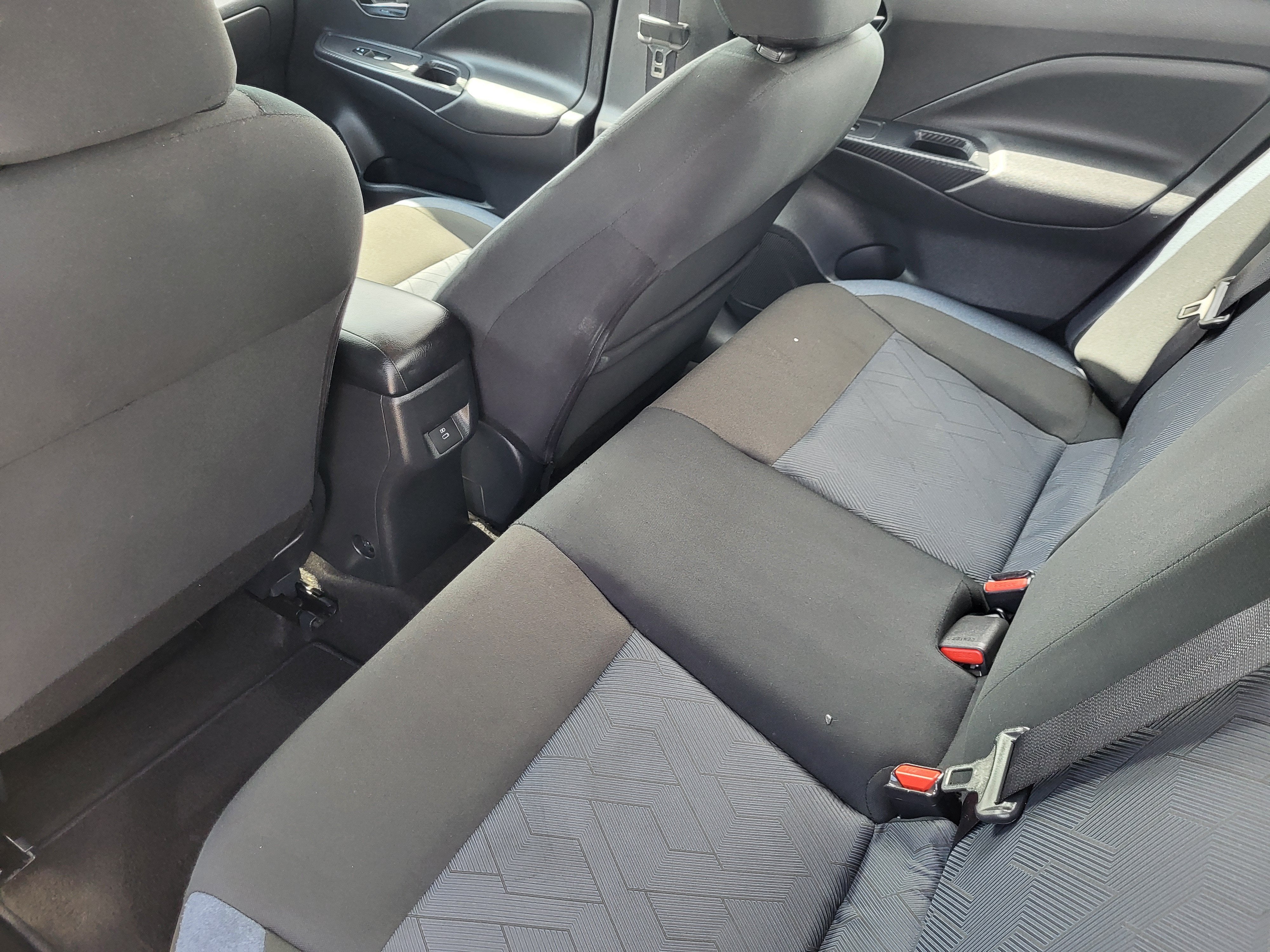 2024 Nissan Versa SV