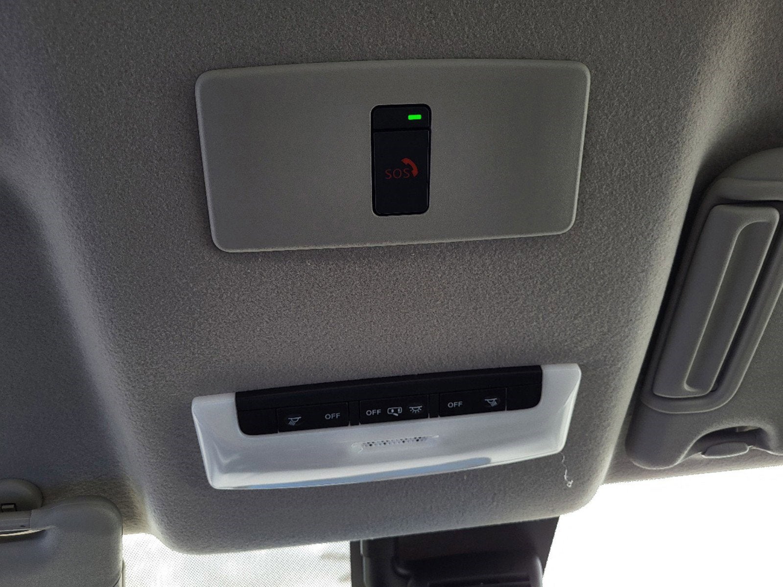 2025 Nissan Versa SR CVT