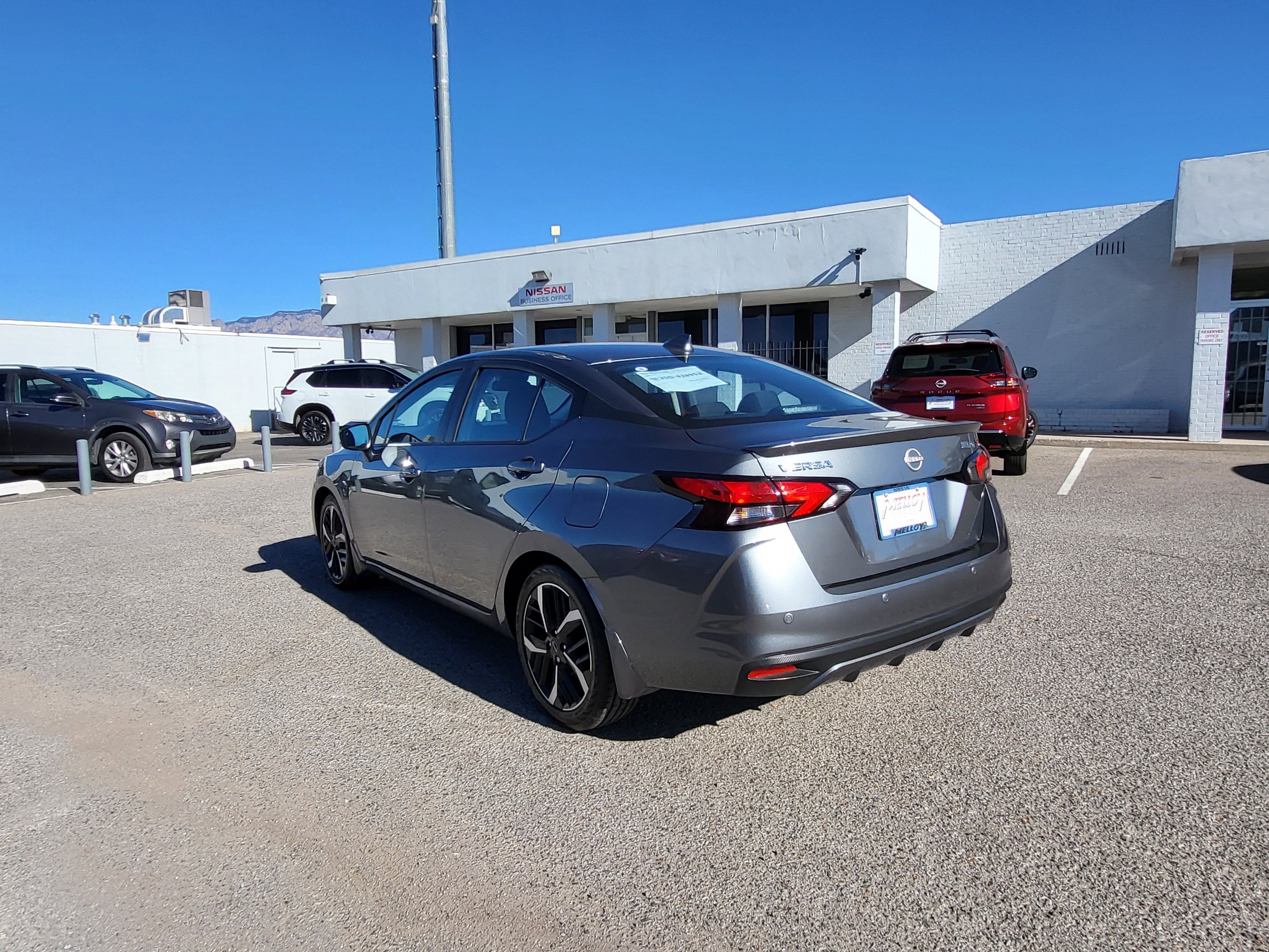 2025 Nissan Versa SR