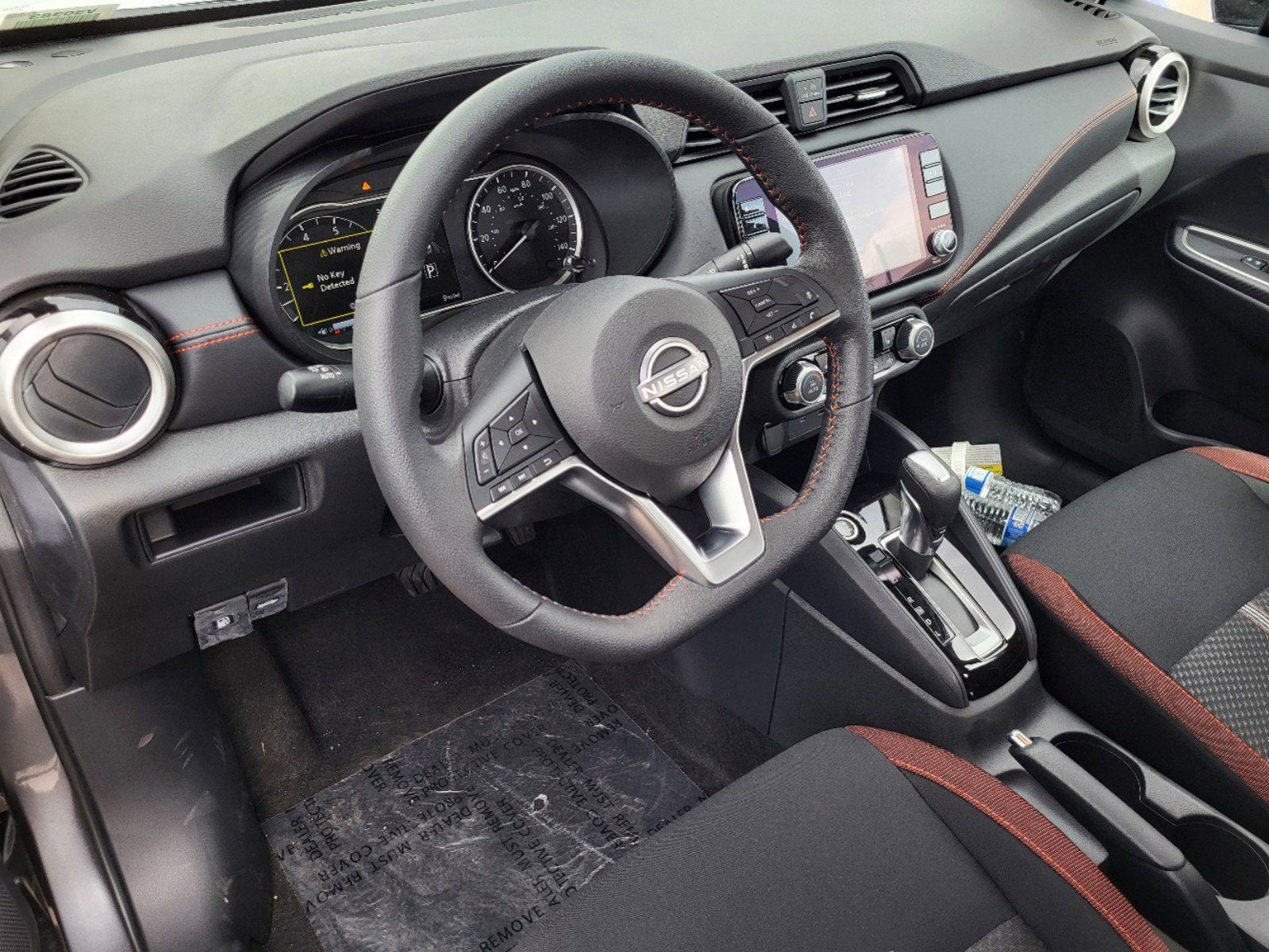 2025 Nissan Versa SR CVT