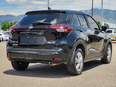 2025 Nissan Kicks Play S