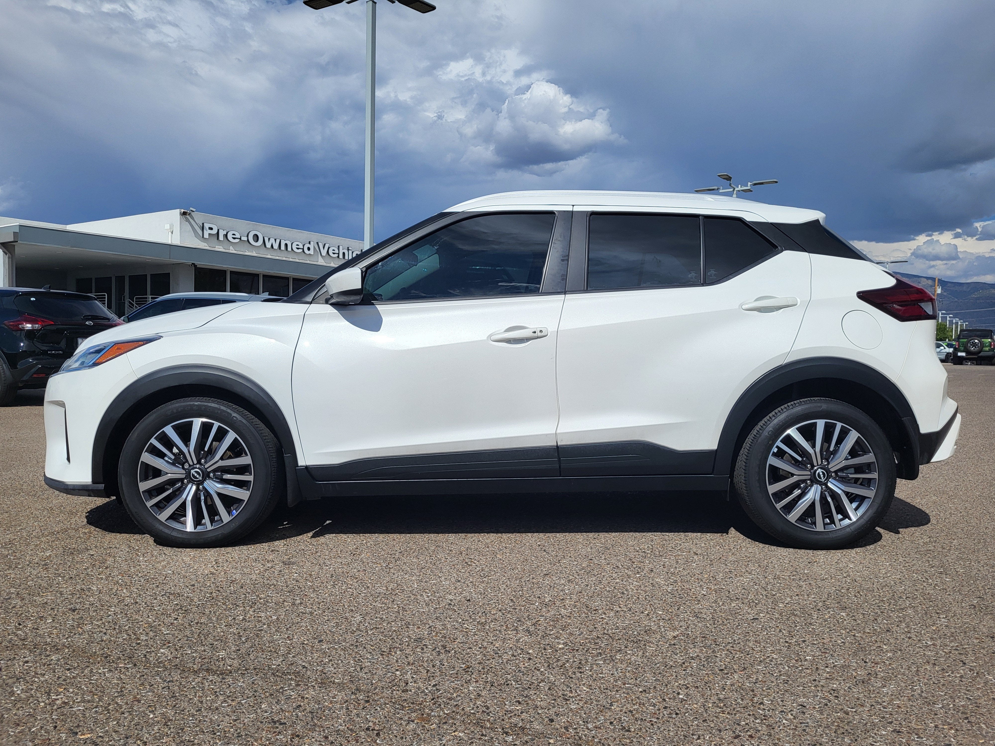 2023 Nissan Kicks SV