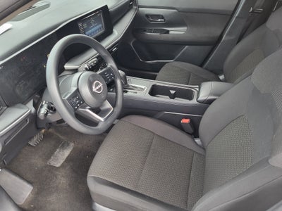2025 Nissan Kicks S