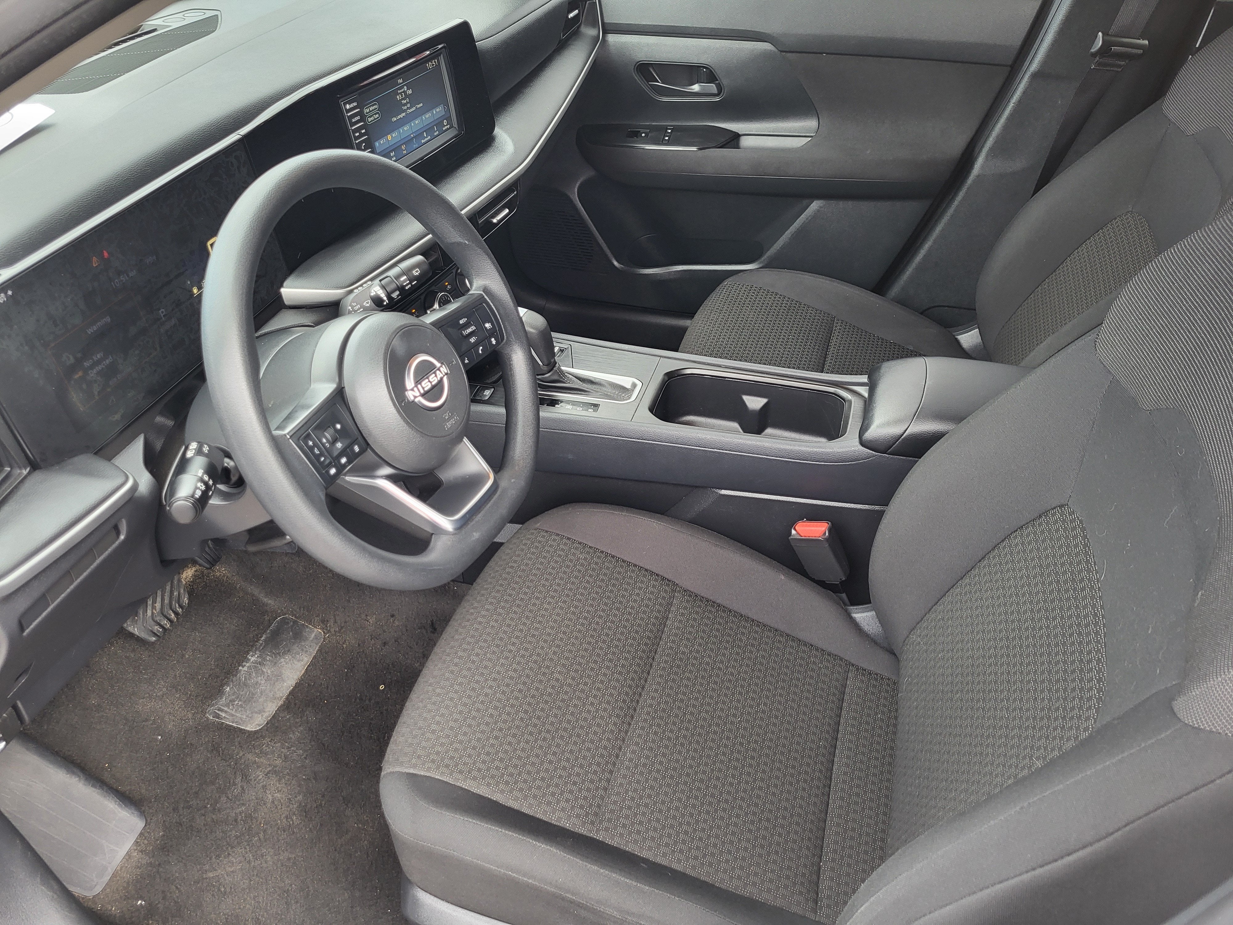 2025 Nissan Kicks S