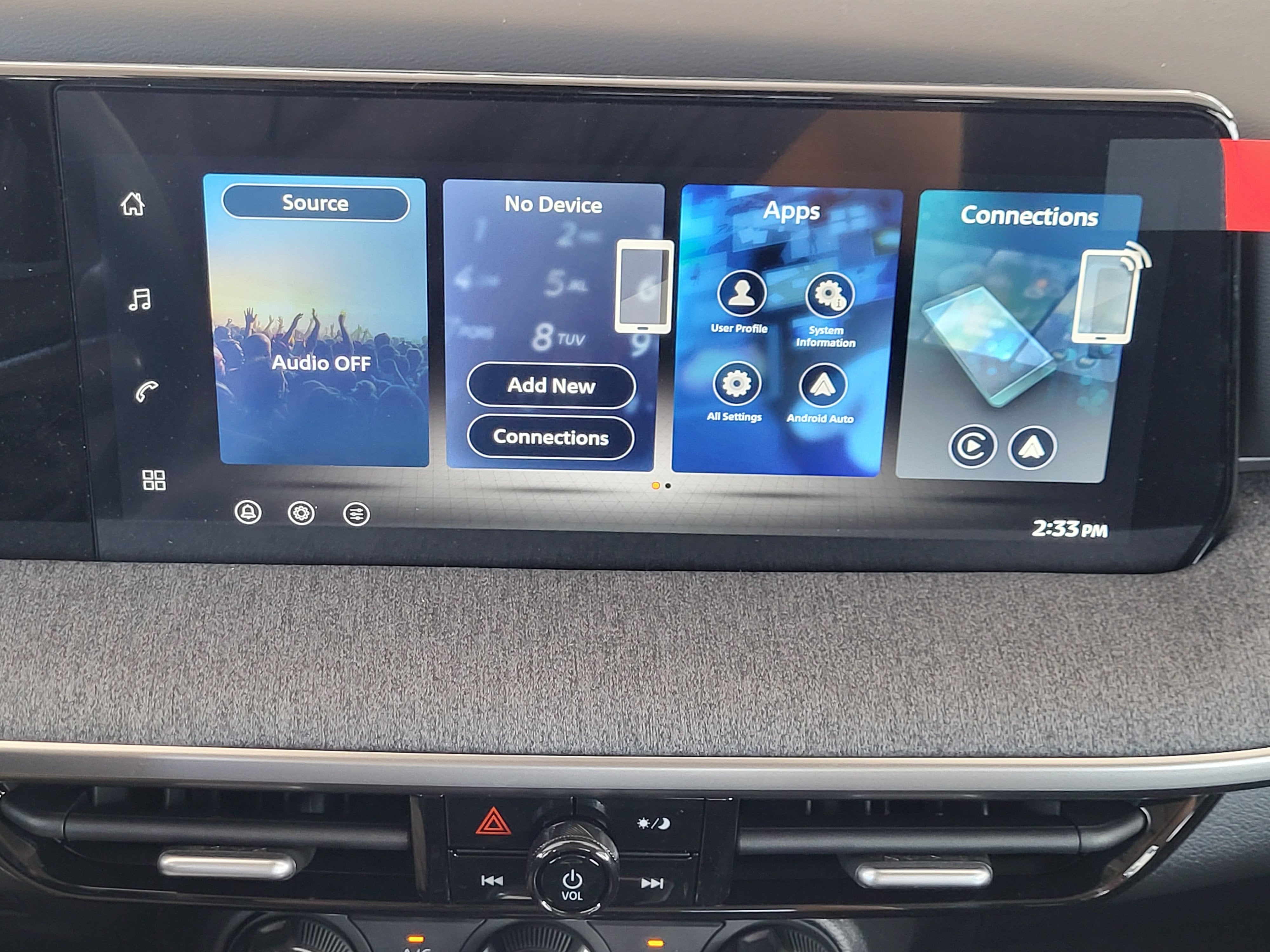 2026 Nissan Kicks S FWD