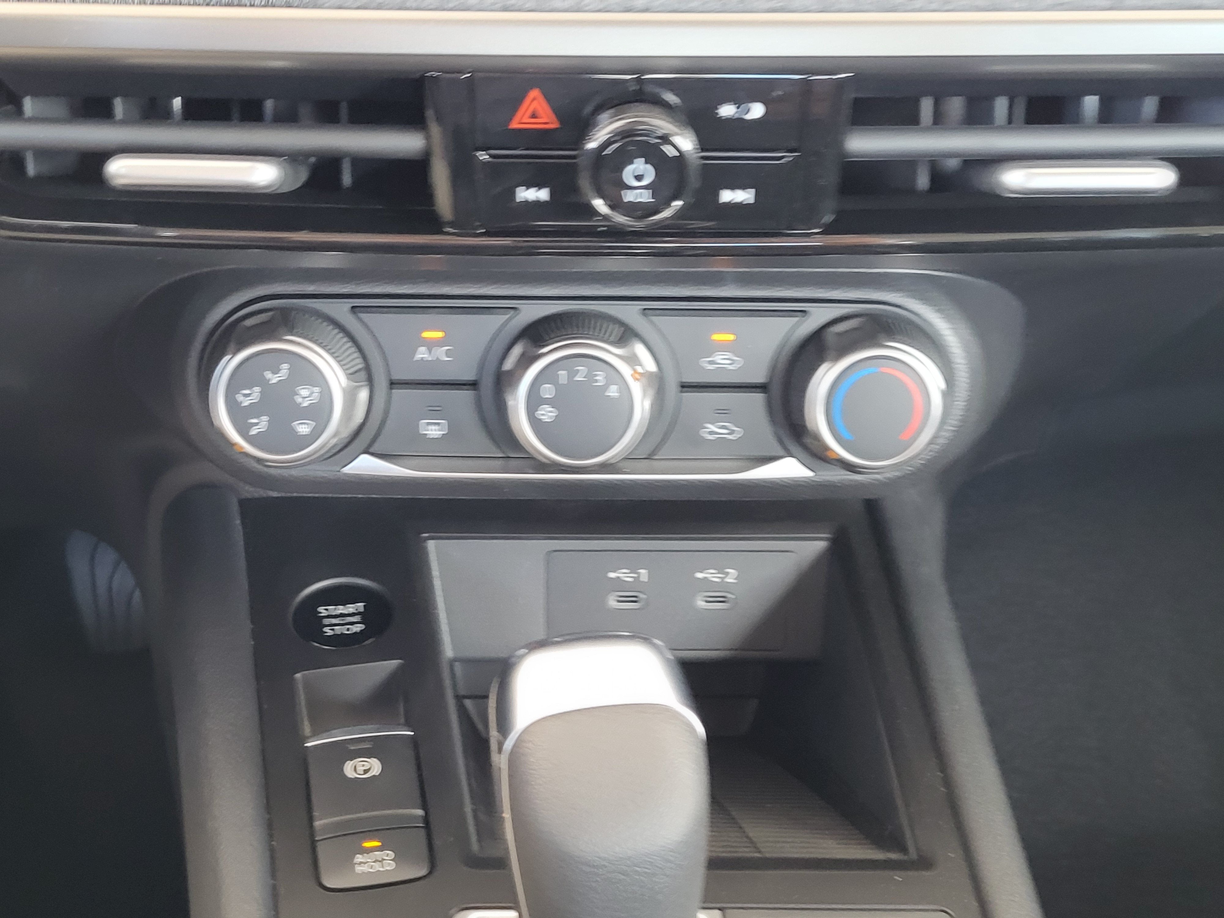 2026 Nissan Kicks S FWD