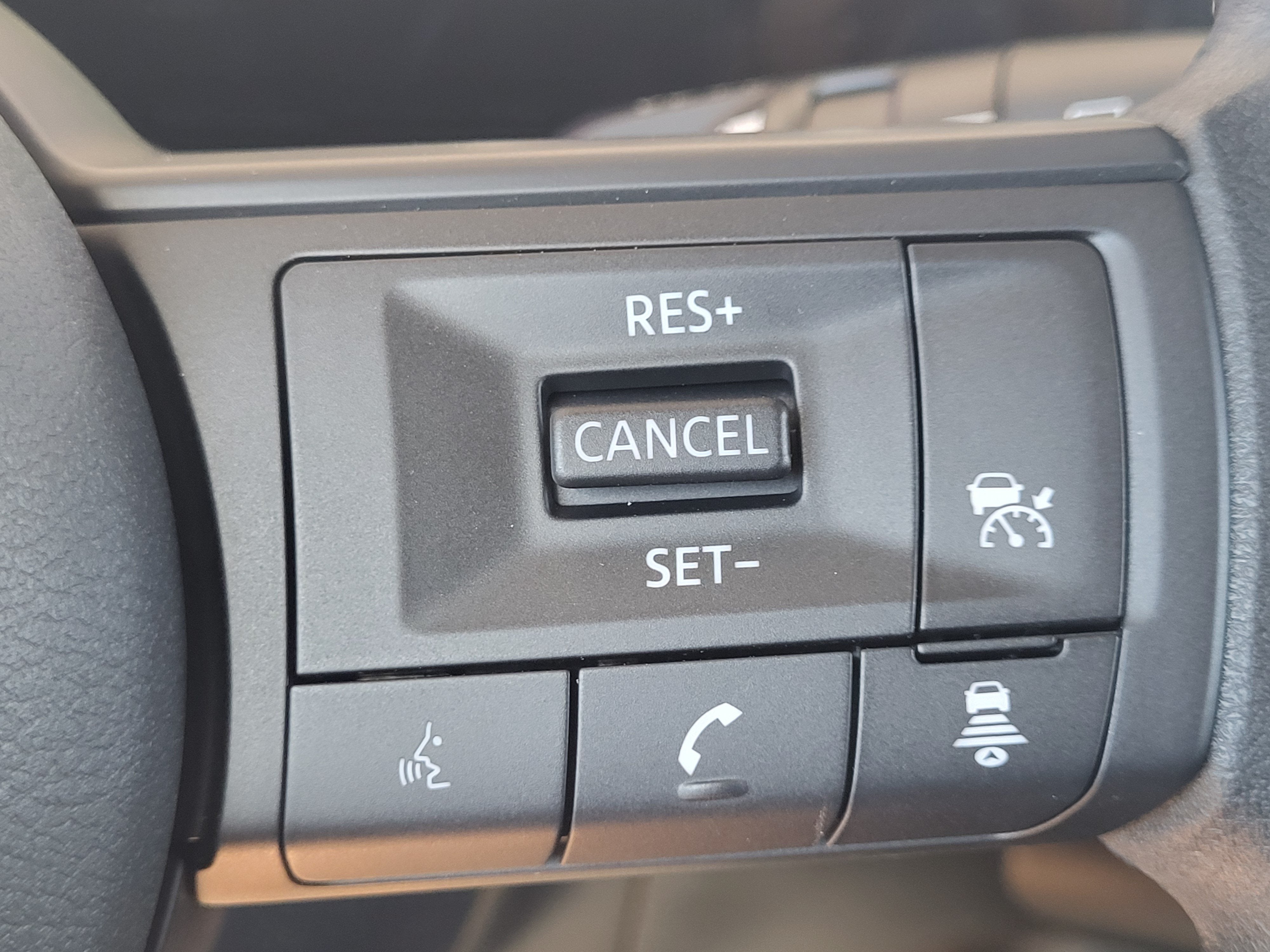 2026 Nissan Kicks S FWD
