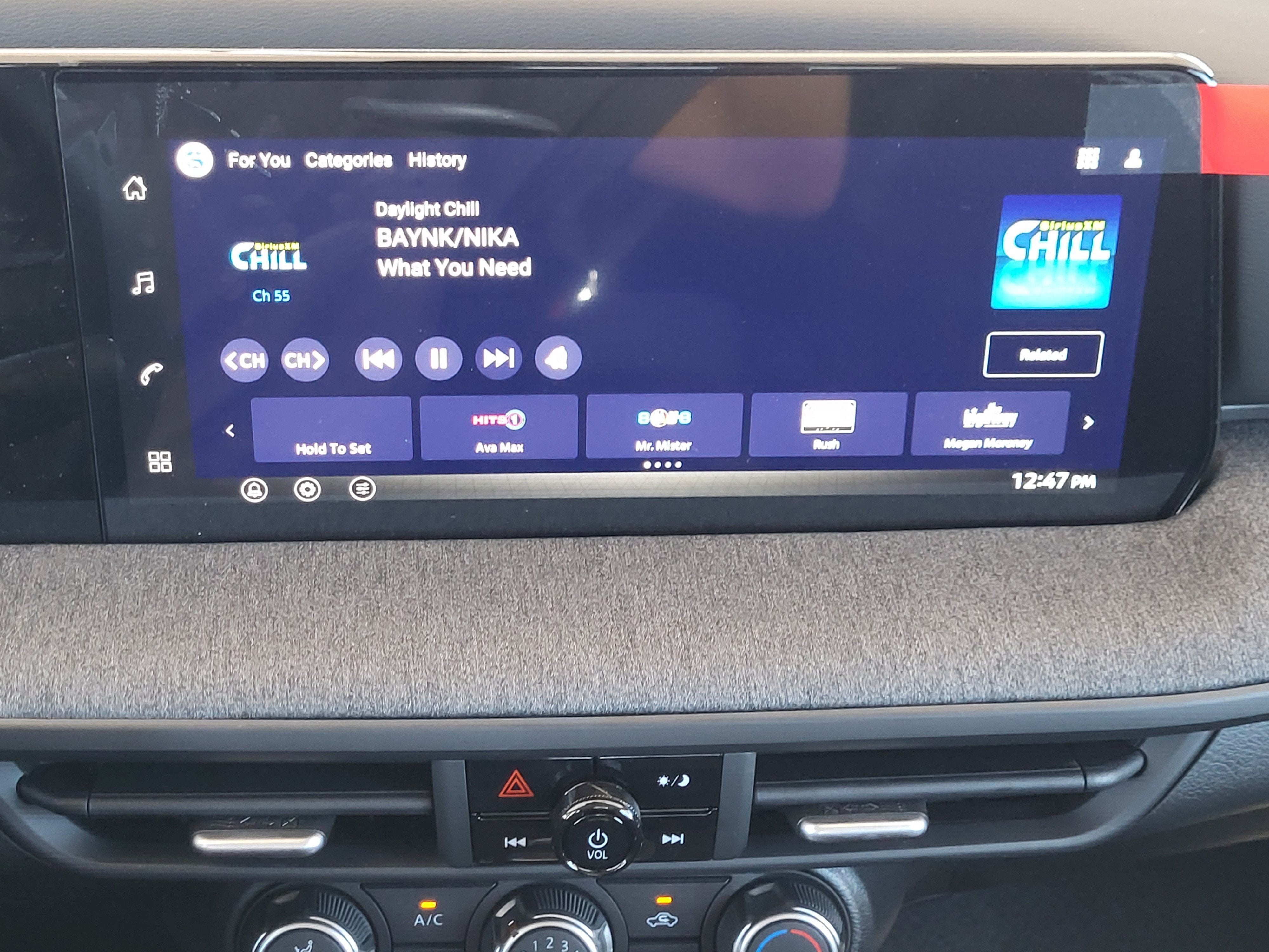 2027 Nissan Kicks S FWD