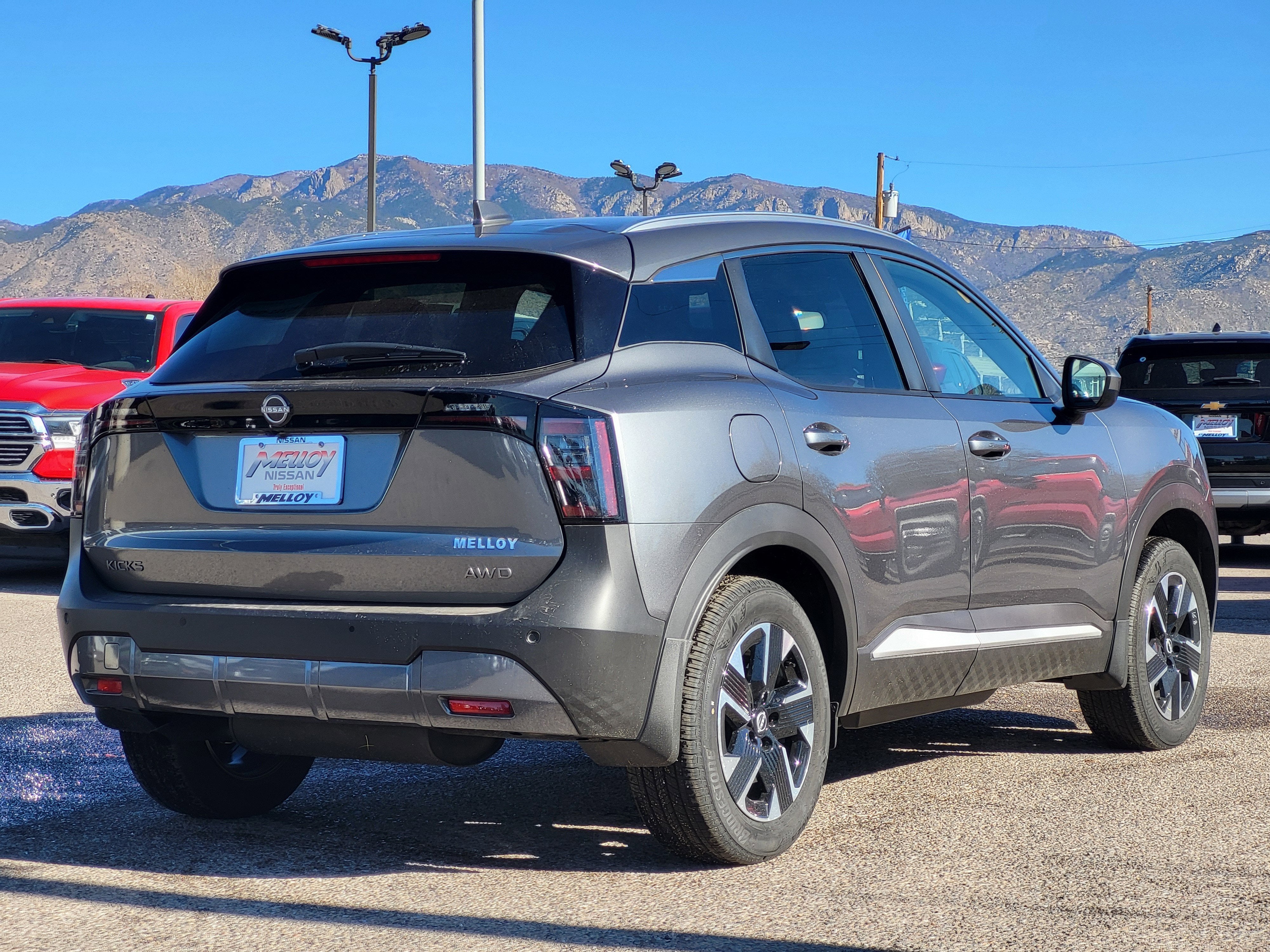 2025 Nissan Kicks SV AWD