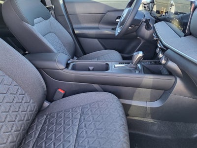 2025 Nissan Kicks SV AWD