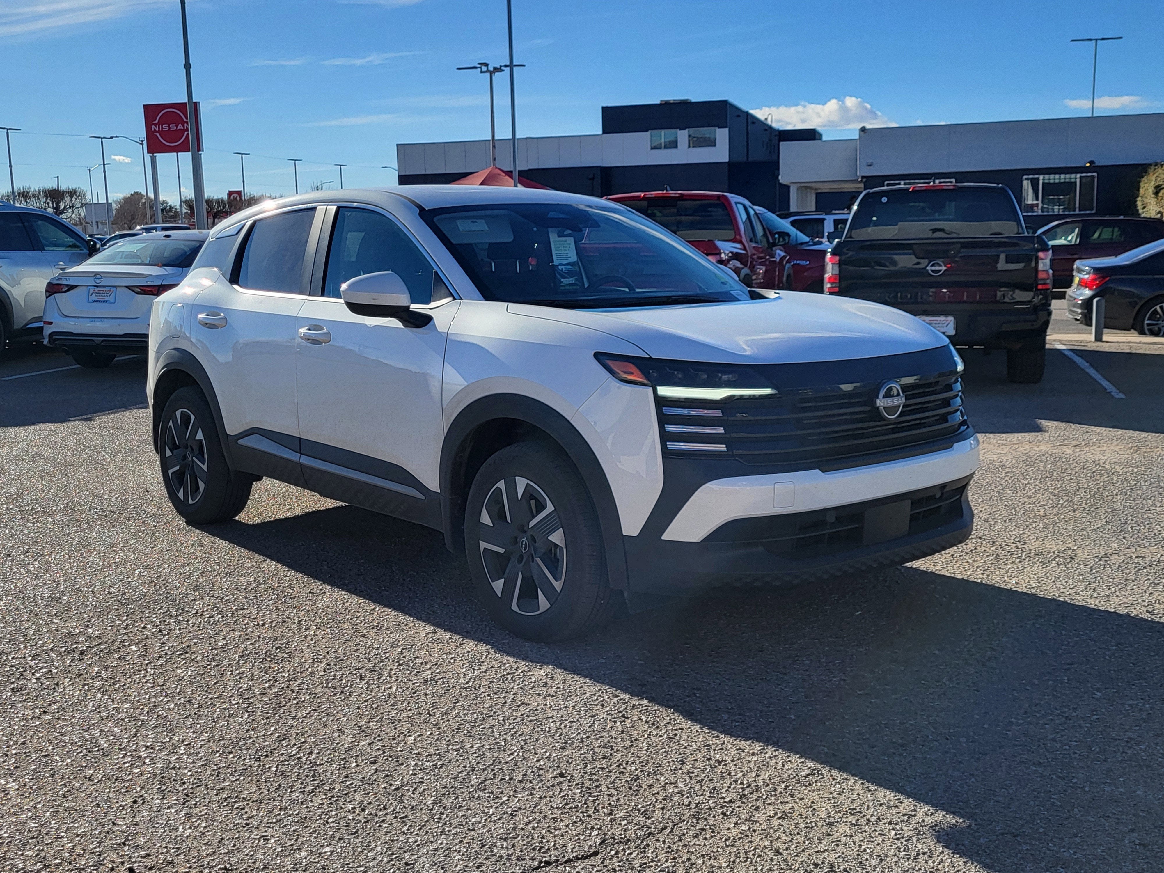 2025 Nissan Kicks SV