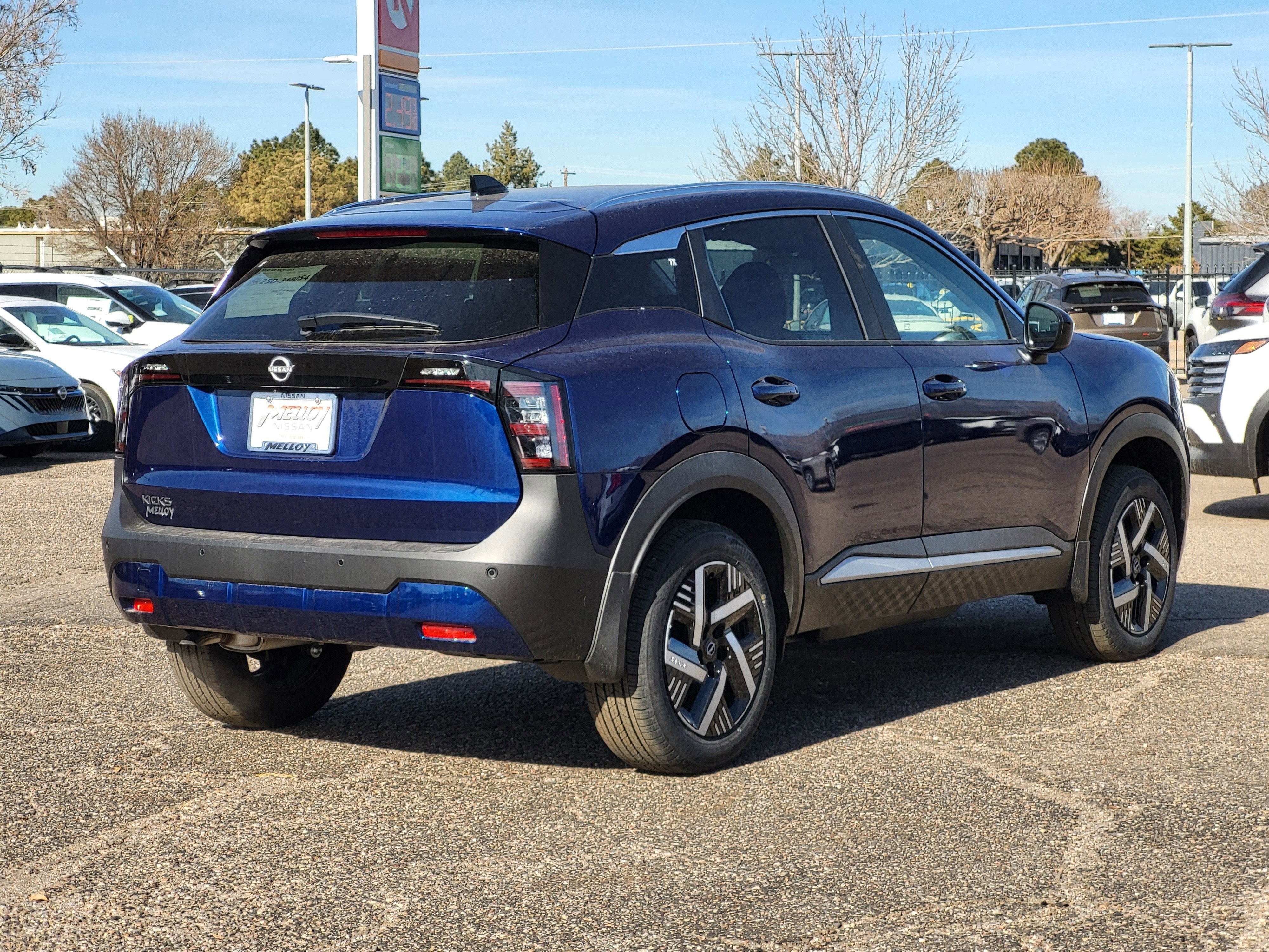 2026 Nissan Kicks SV FWD