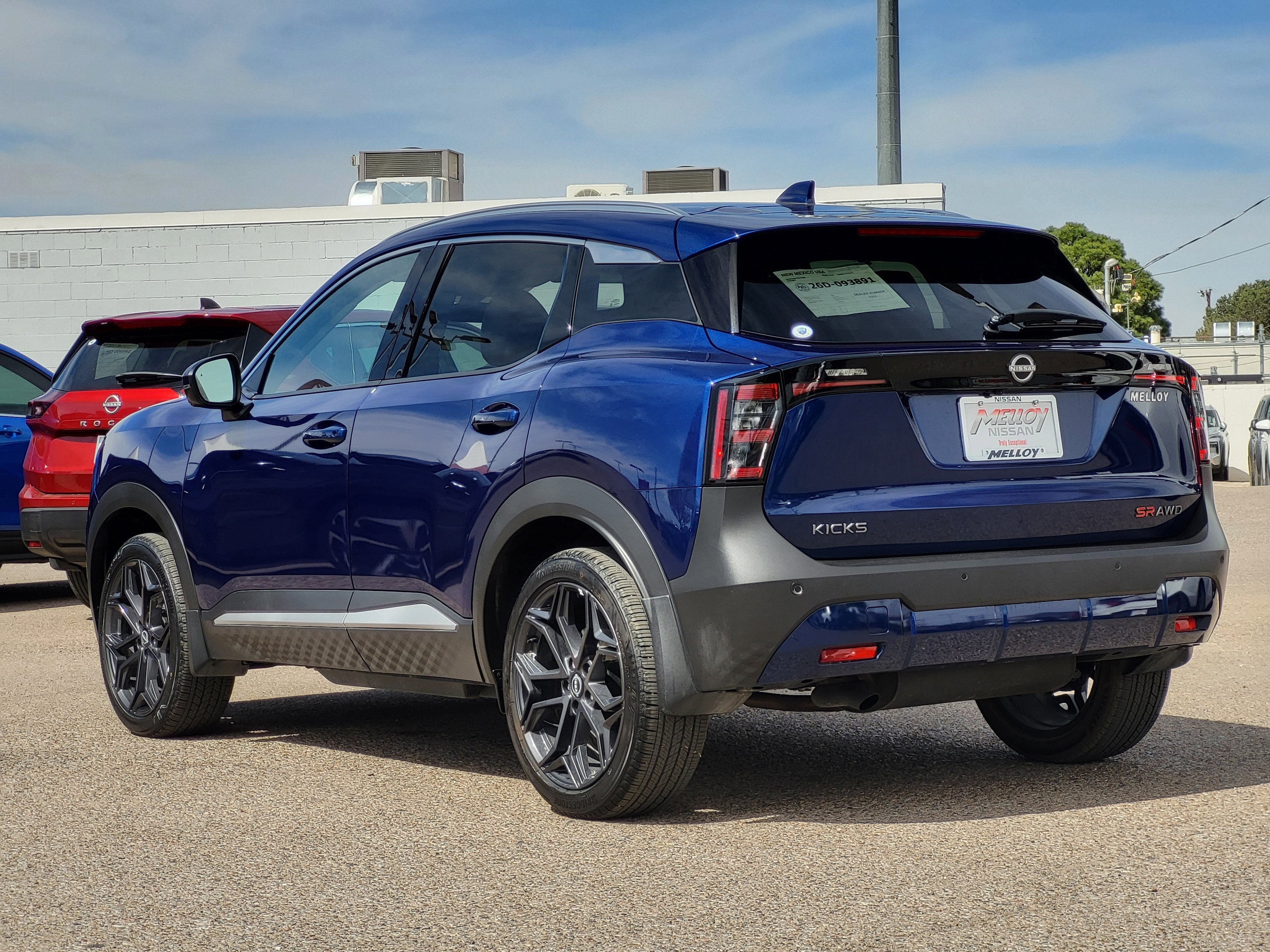 2025 Nissan Kicks SR